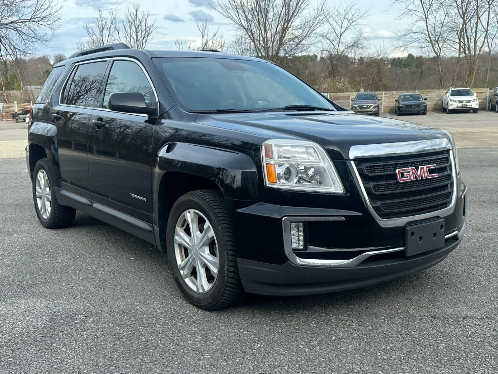 Thumbnail: 2017 GMC Terrain - 3