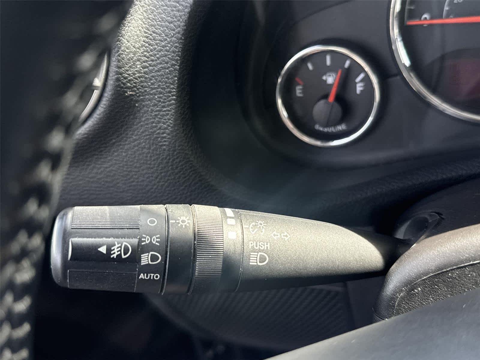 Thumbnail: 2016 Jeep Wrangler - 25