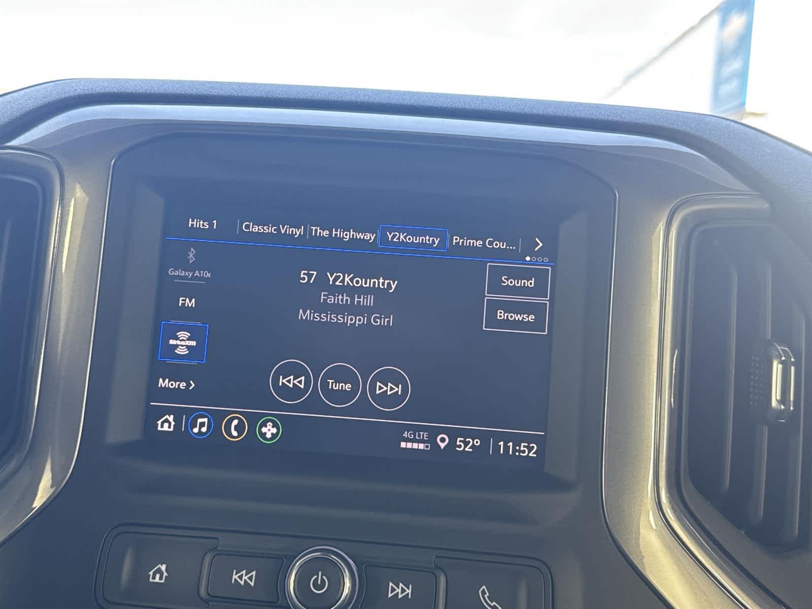 Thumbnail: 2024 Chevrolet Silverado 2500 - 18