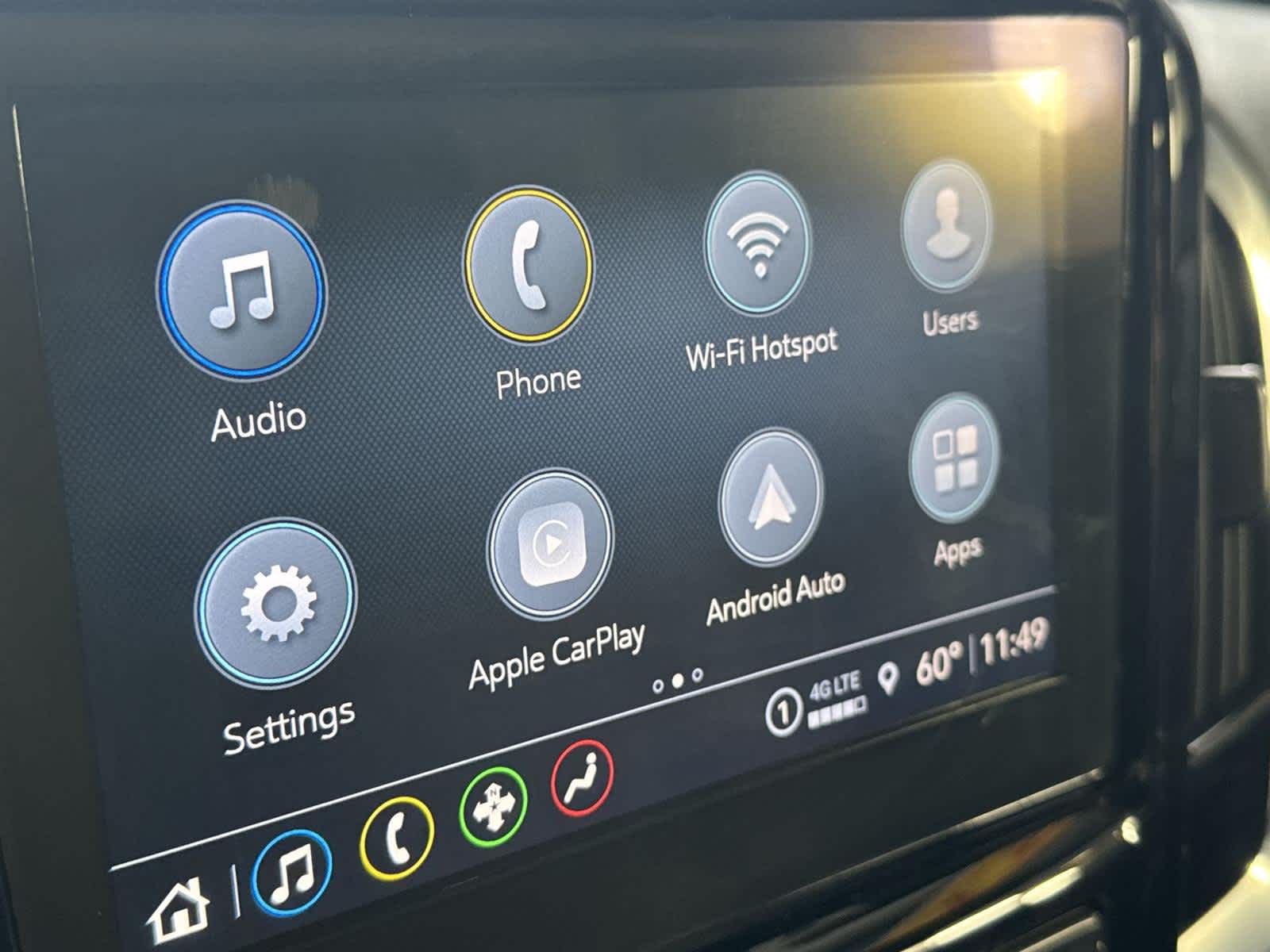 Thumbnail: 2023 Chevrolet Traverse - 19