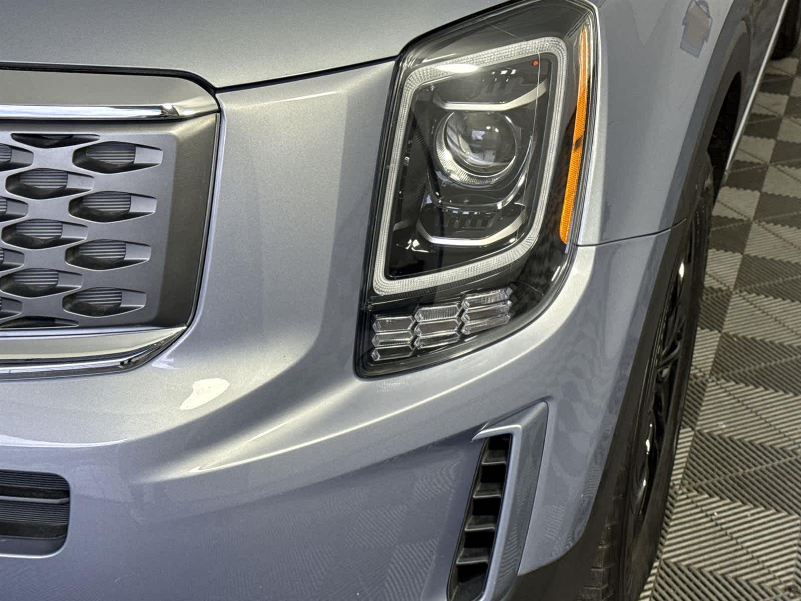 Thumbnail: 2021 Kia Telluride - 9