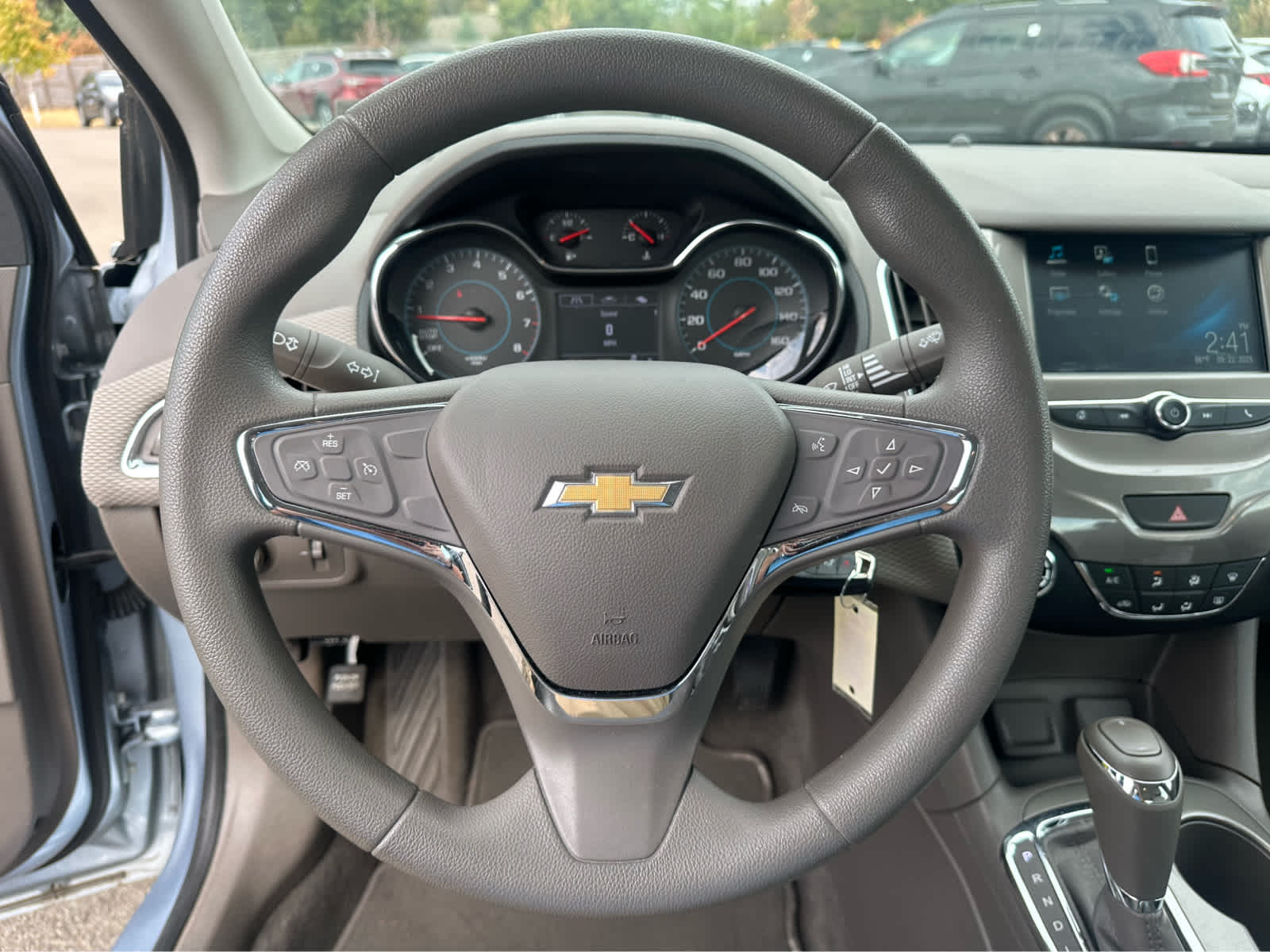 Thumbnail: 2017 Chevrolet Cruze - 11
