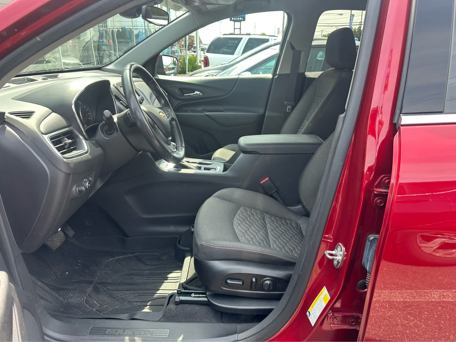 Thumbnail: 2020 Chevrolet Equinox - 4