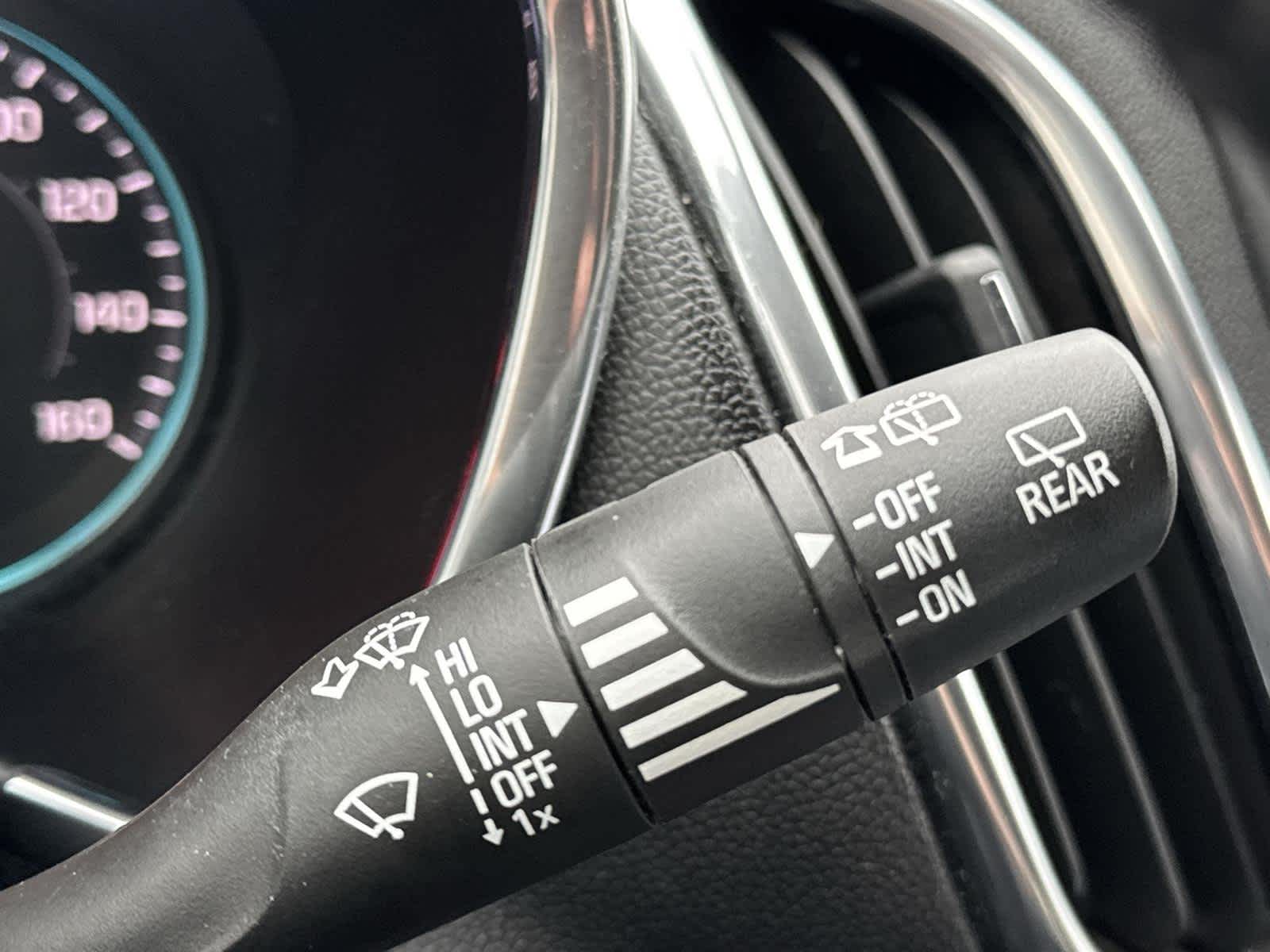 Thumbnail: 2020 Chevrolet Equinox - 29