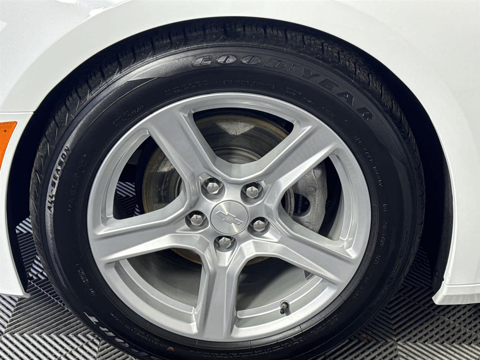 Thumbnail: 2023 Chevrolet Camaro - 11