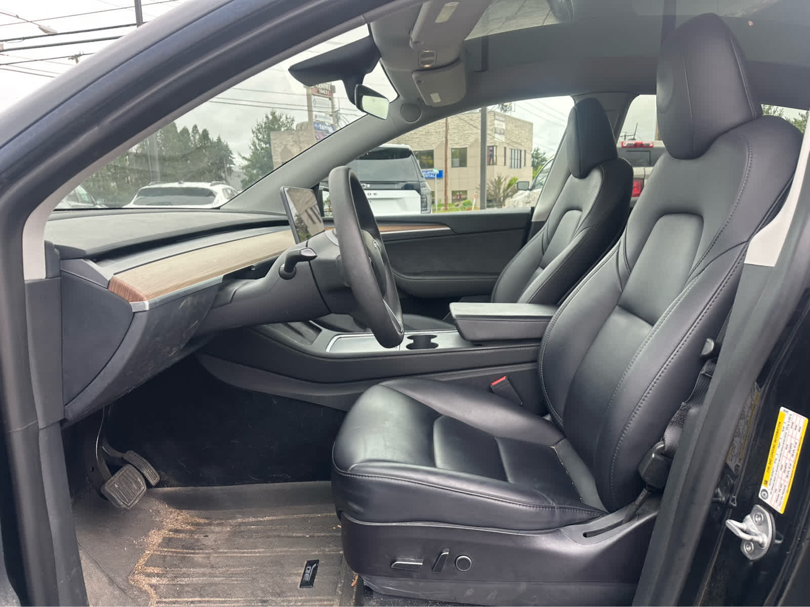 Thumbnail: 2023 Tesla Model Y - 9