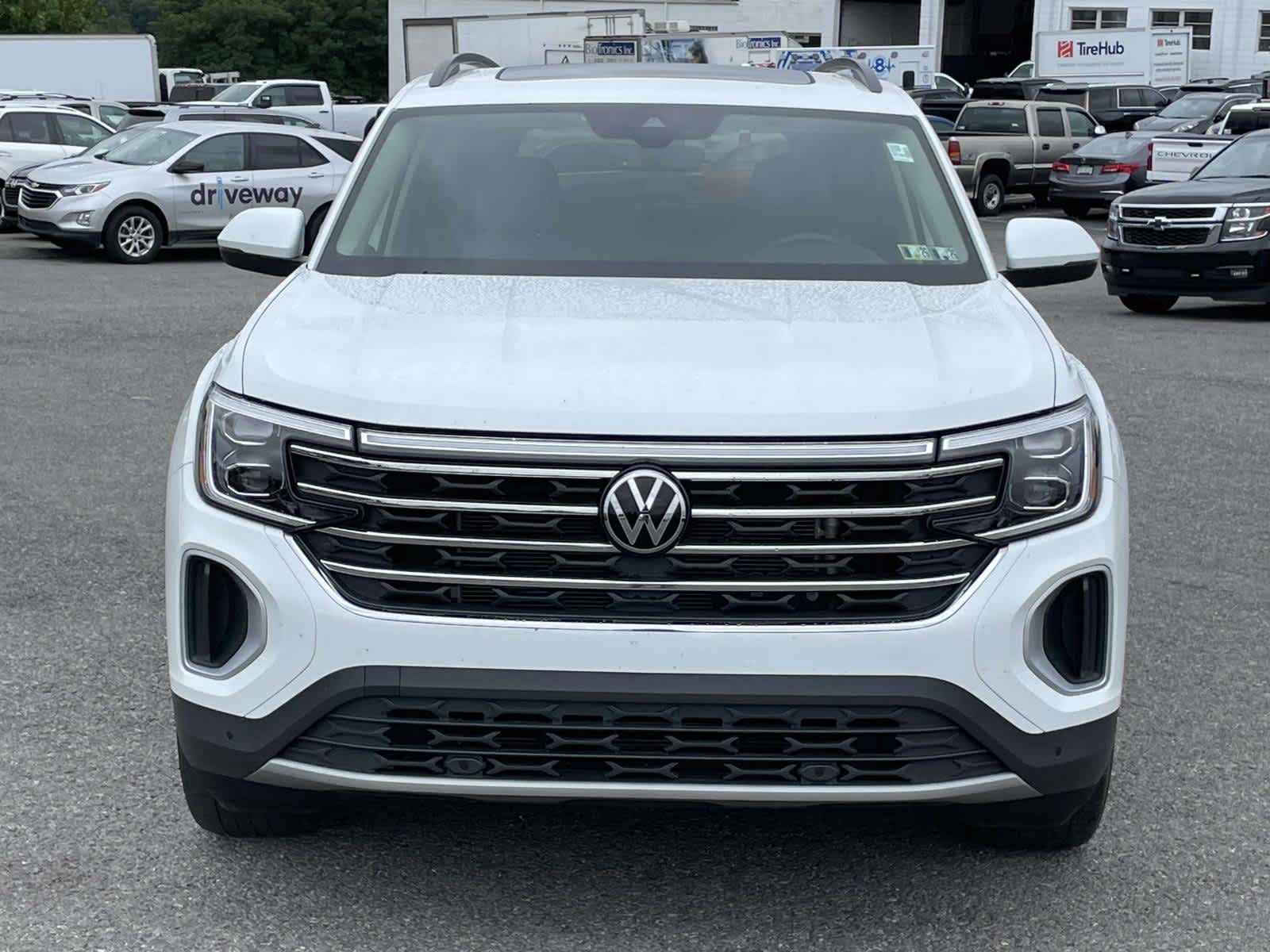 Thumbnail: 2024 Volkswagen Atlas - 8