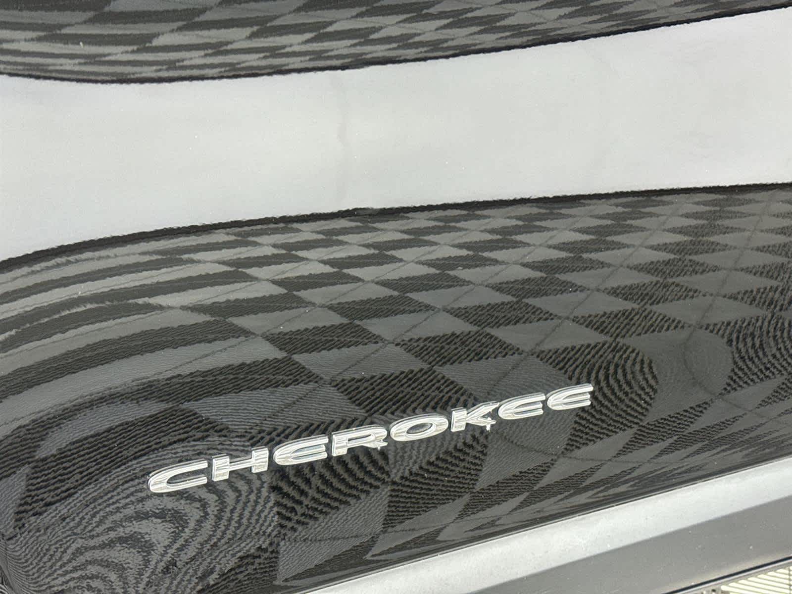 Thumbnail: 2017 Jeep Cherokee - 10