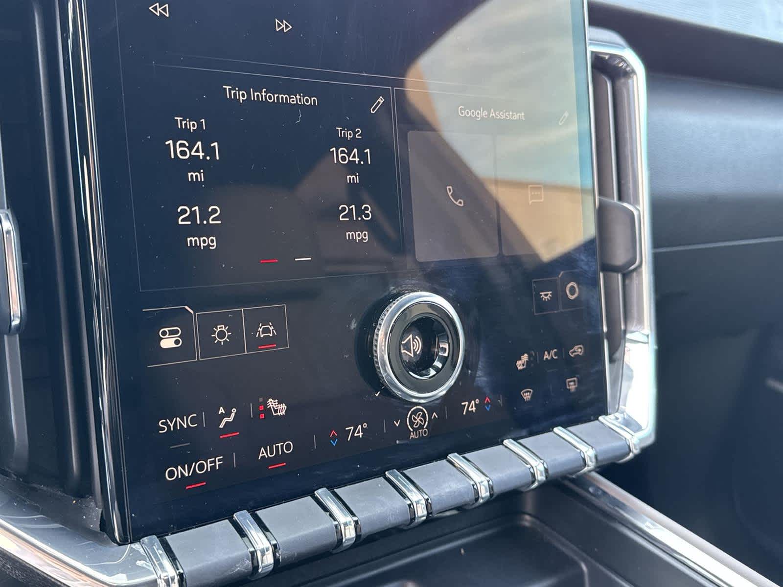 Thumbnail: 2024 GMC Acadia - 19