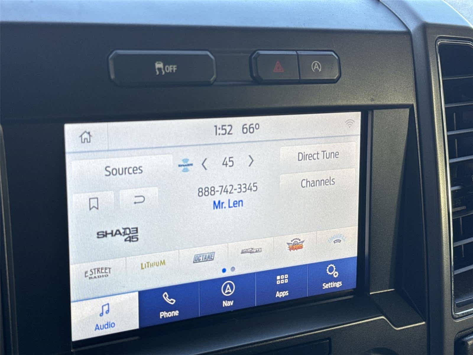 Thumbnail: 2019 Ford F-150 - 16