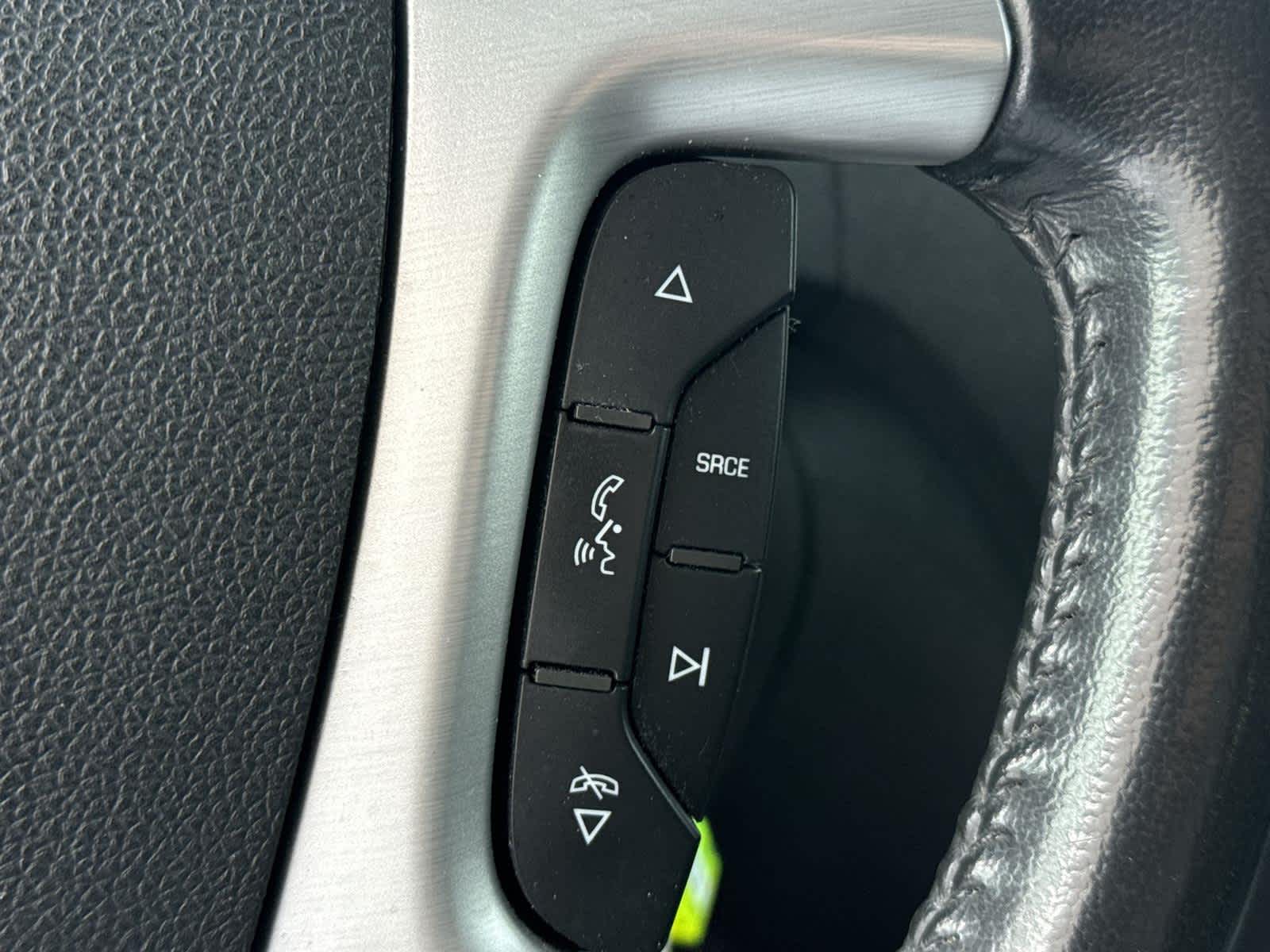 Thumbnail: 2012 GMC Acadia - 24