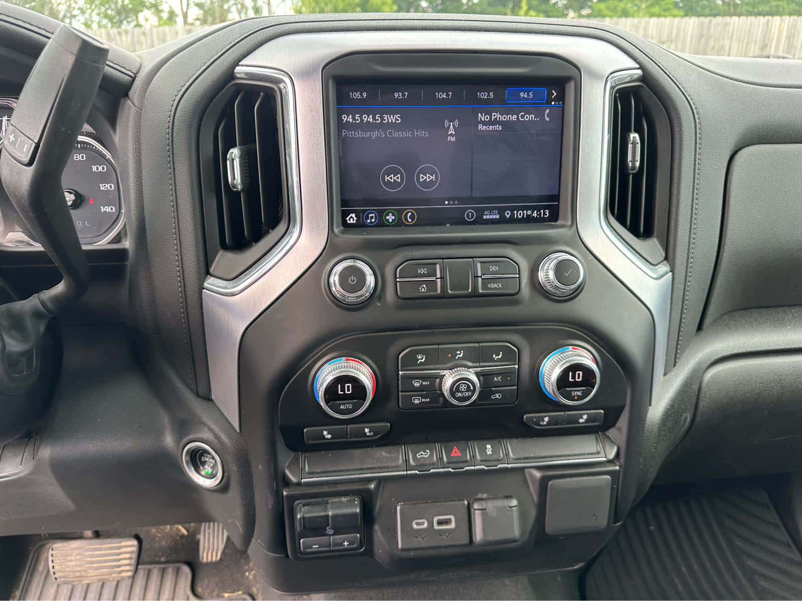 Thumbnail: 2022 GMC Sierra 2500 - 12
