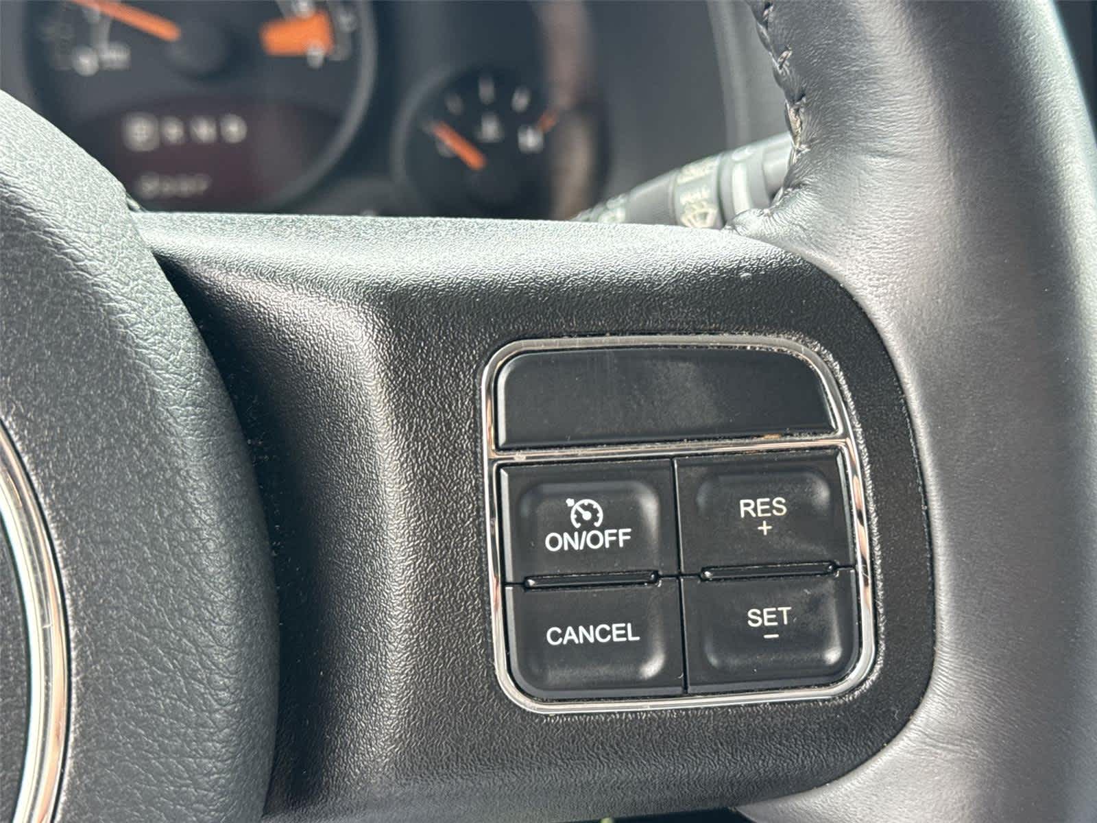 Thumbnail: 2016 Jeep Patriot - 24