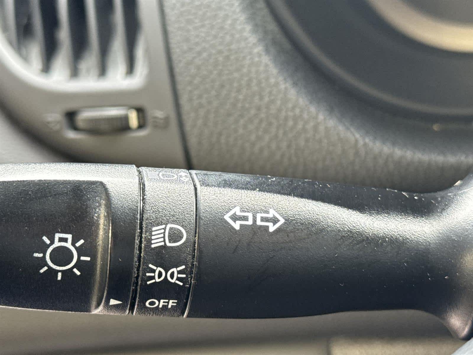 Thumbnail: 2013 Kia Forte - 26