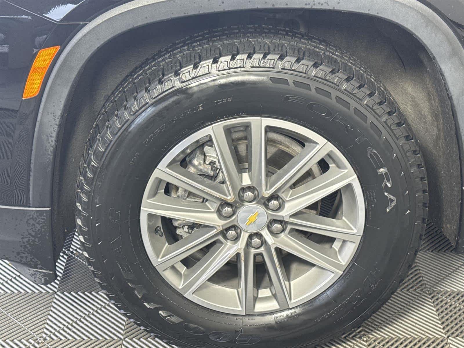 Thumbnail: 2023 Chevrolet Traverse - 11