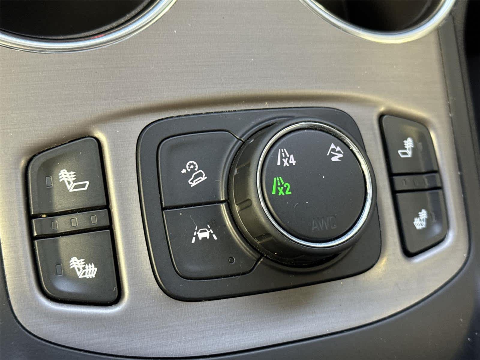 Thumbnail: 2022 GMC Terrain - 22