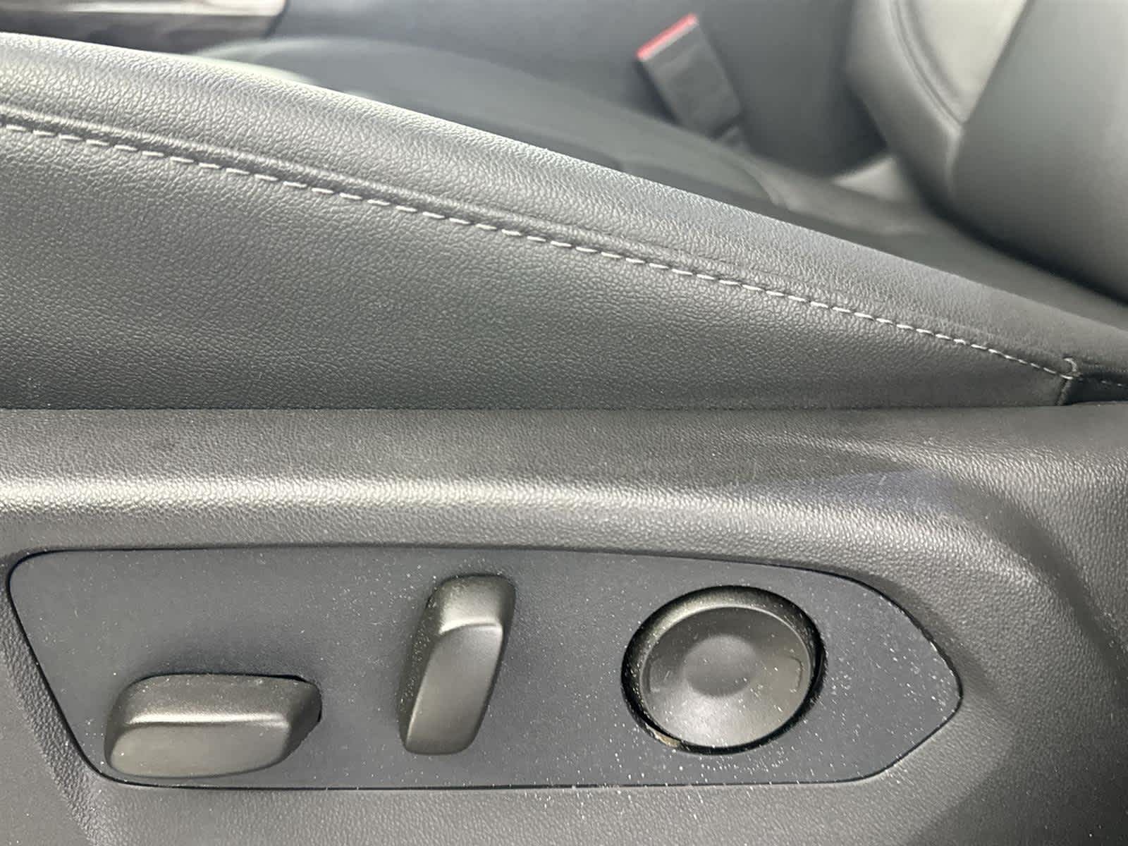 Thumbnail: 2026 Chevrolet Silverado 2500 - 13