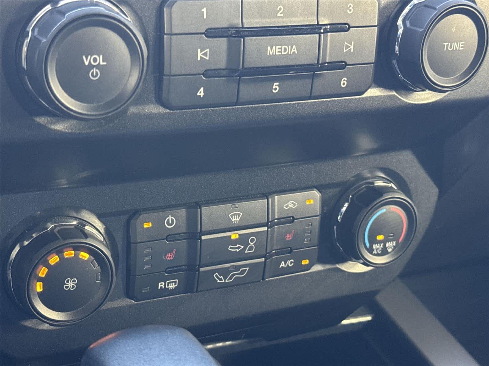 Thumbnail: 2019 Ford F-150 - 19