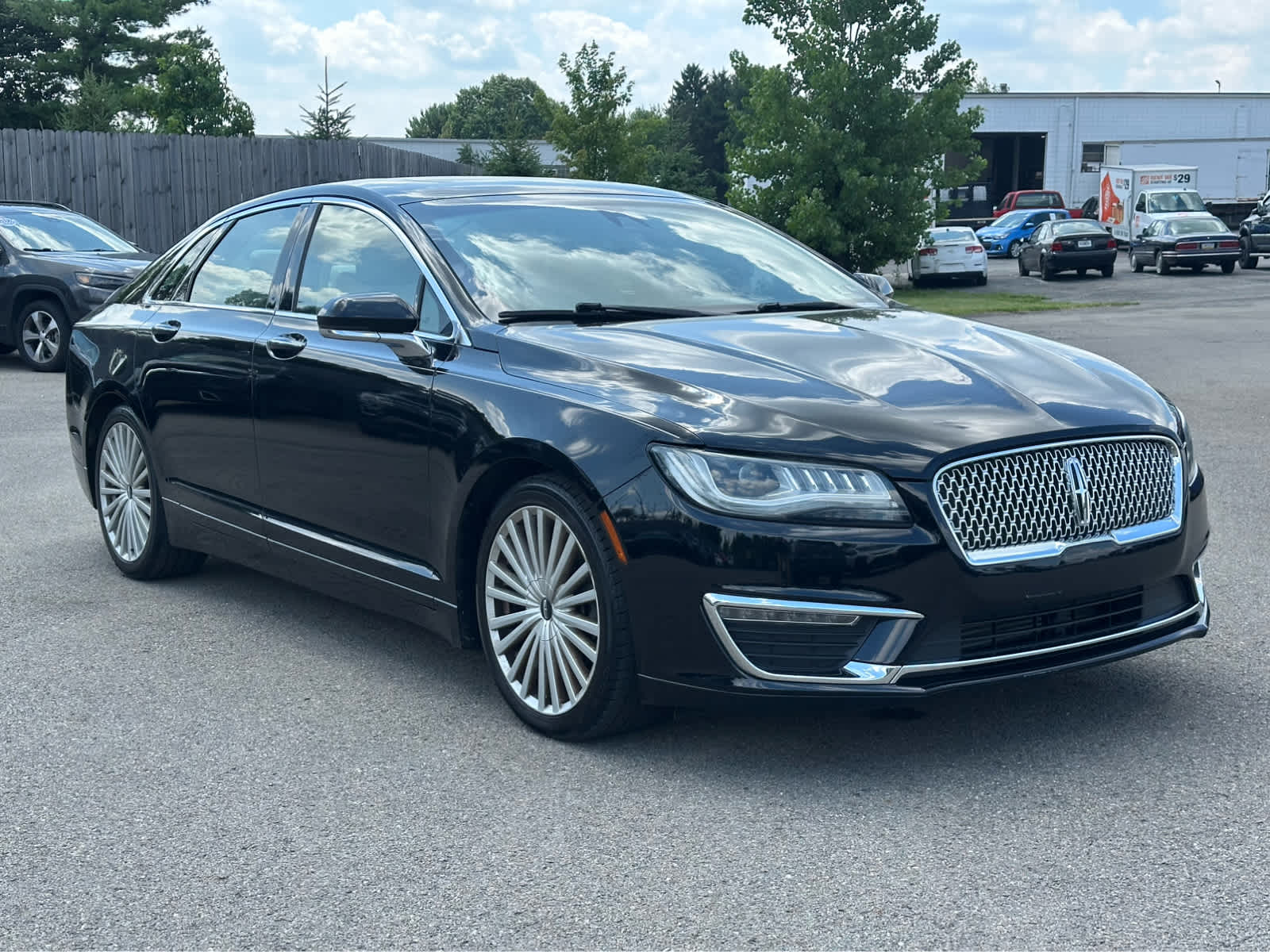 Thumbnail: 2017 Lincoln MKZ - 3