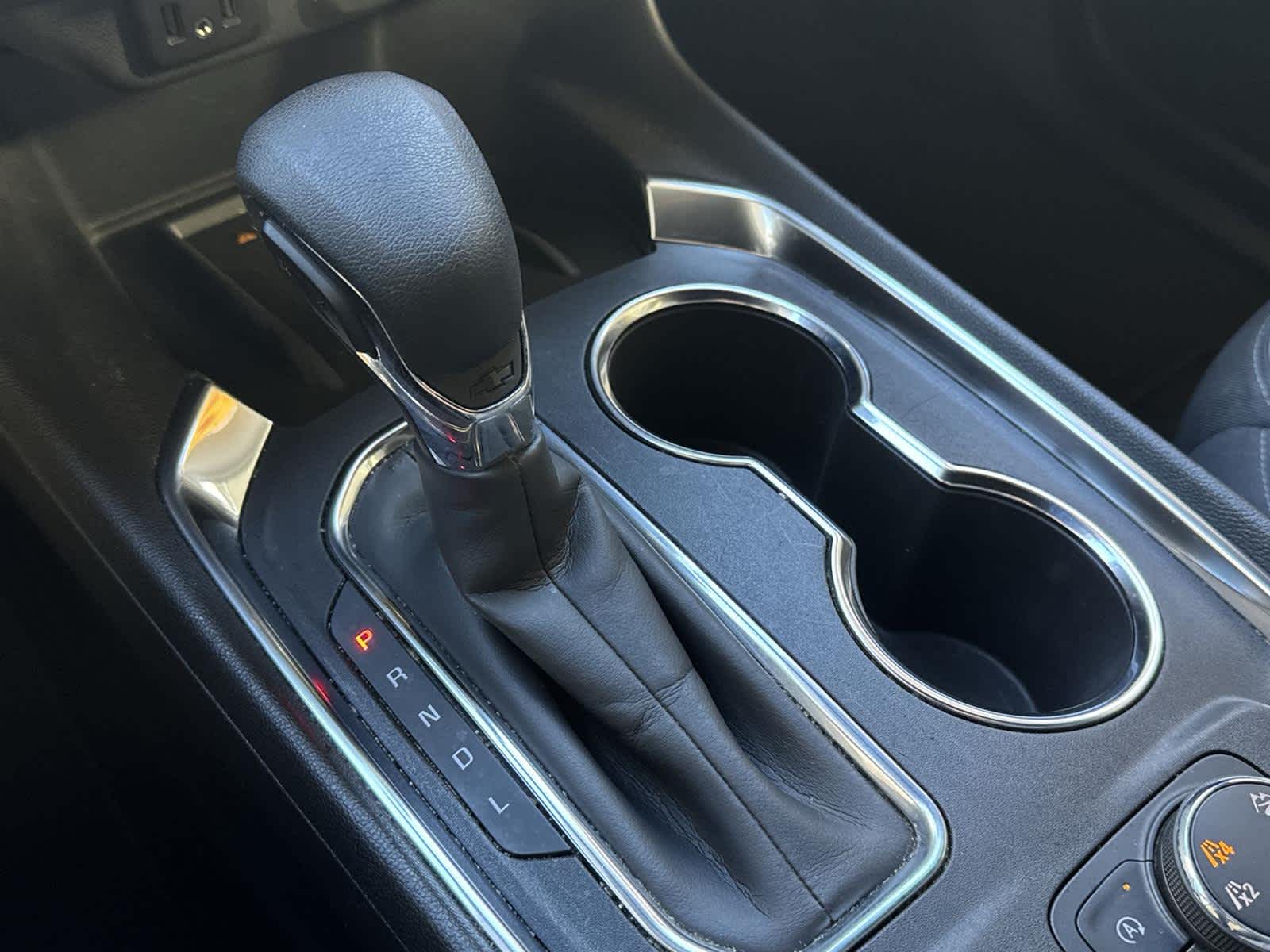 Thumbnail: 2023 Chevrolet Traverse - 24