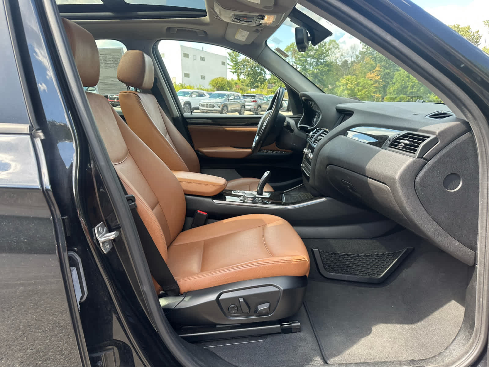 Thumbnail: 2016 BMW X3 - 24