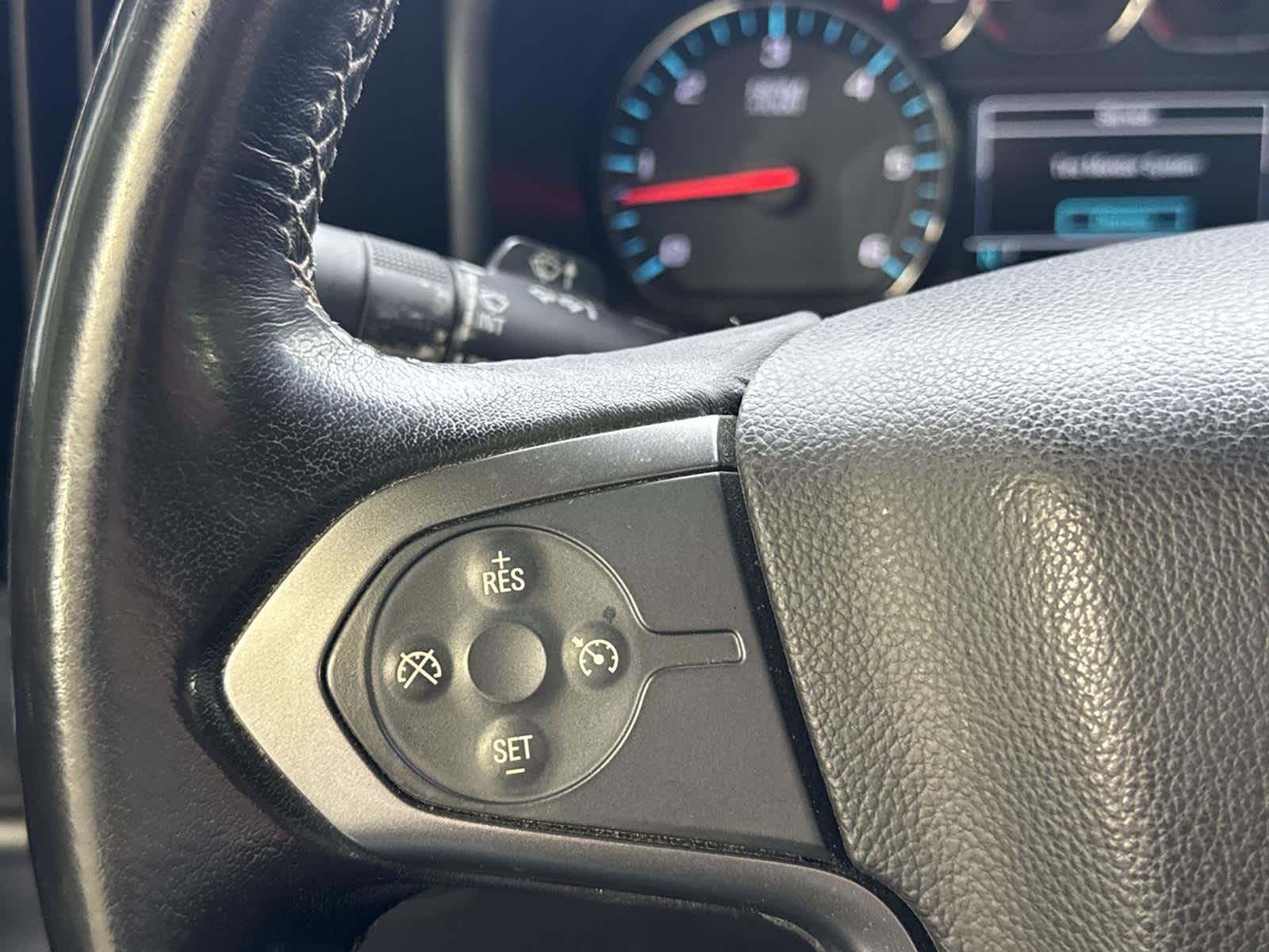 Thumbnail: 2019 Chevrolet Silverado 1500 - 25