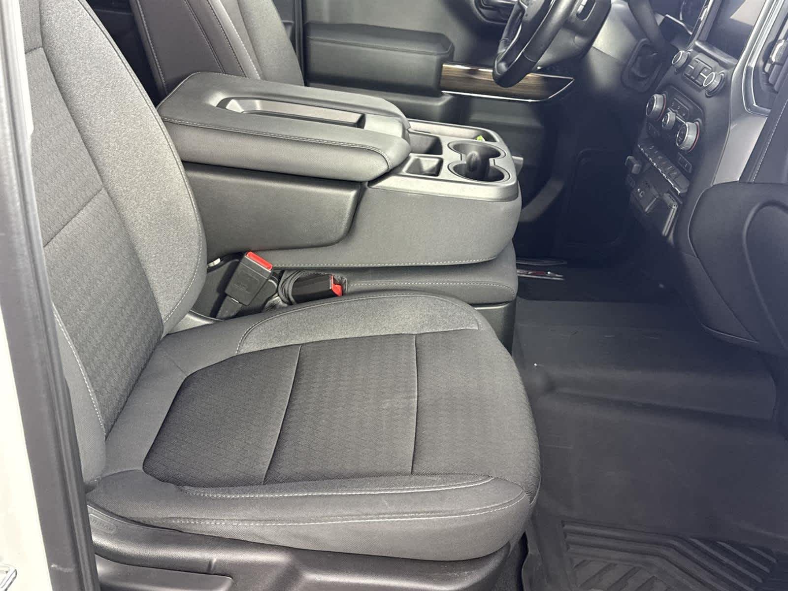 Thumbnail: 2022 Chevrolet Silverado 1500 - 16