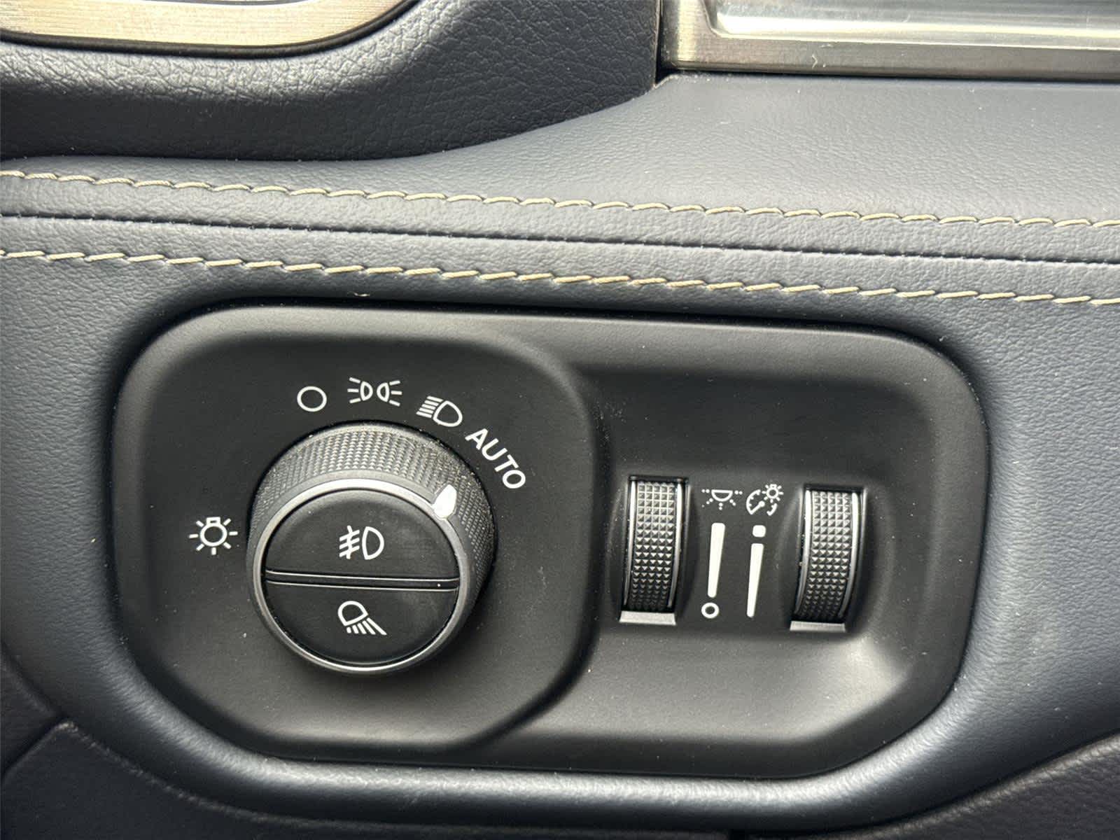 Thumbnail: 2019 RAM 1500 - 24