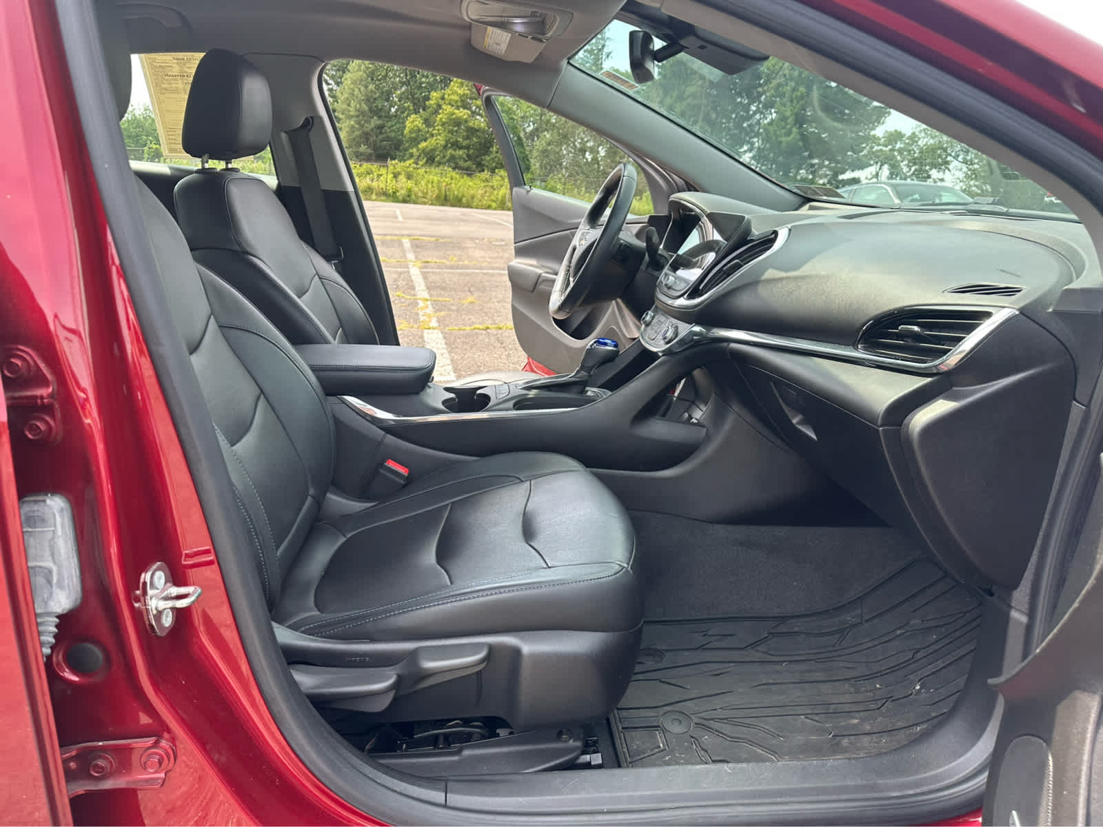 Thumbnail: 2018 Chevrolet Volt - 20