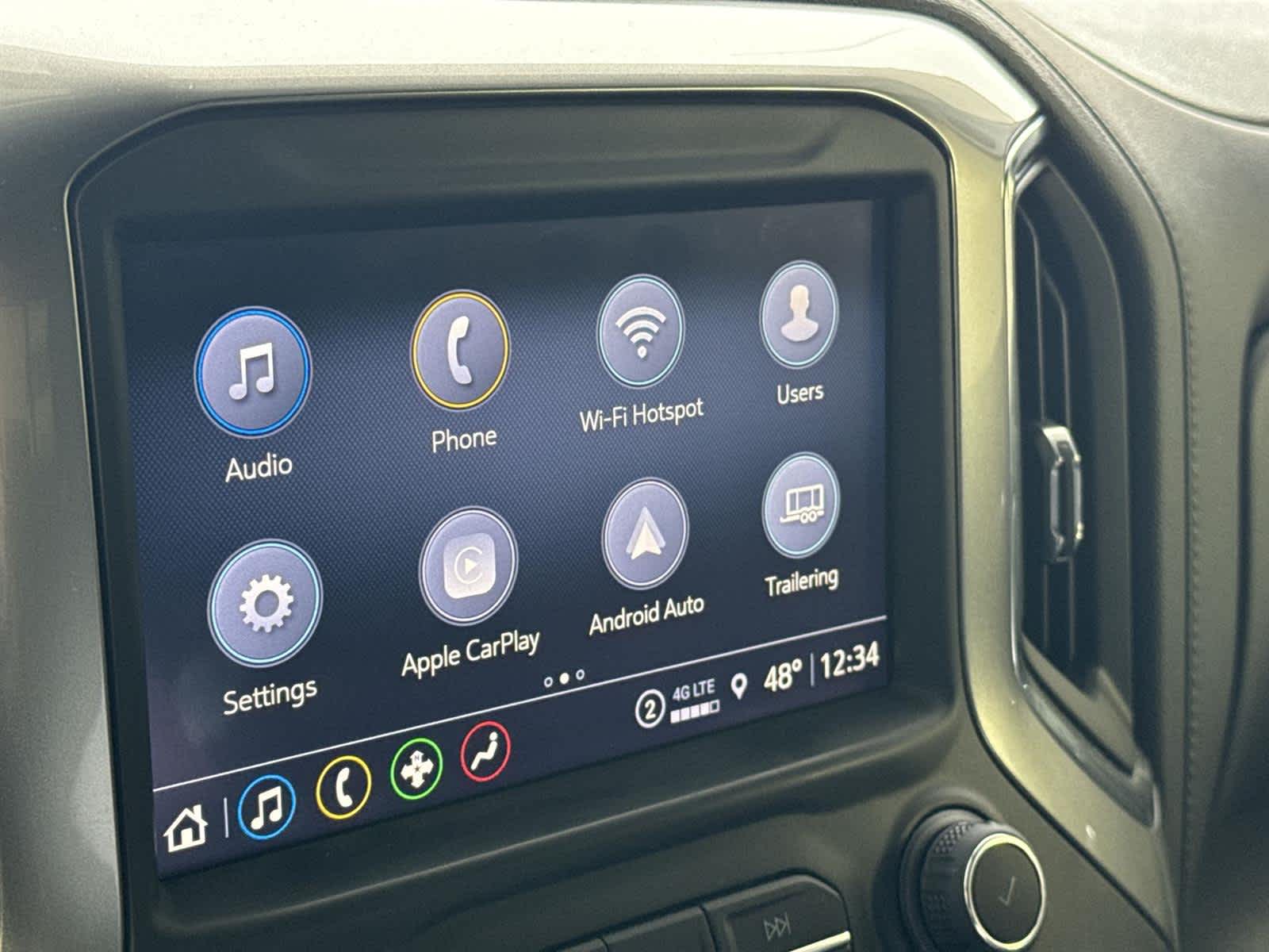 Thumbnail: 2022 Chevrolet Silverado 1500 - 19