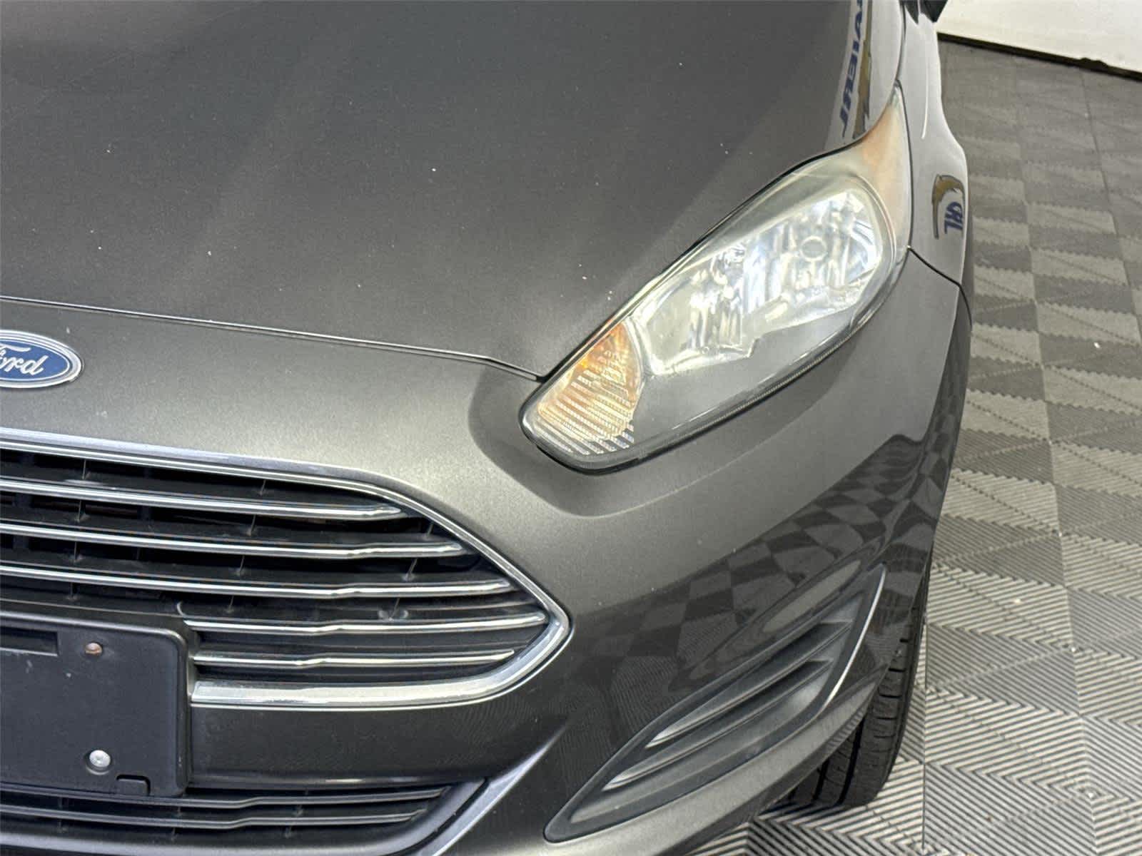 Thumbnail: 2016 Ford Fiesta - 9