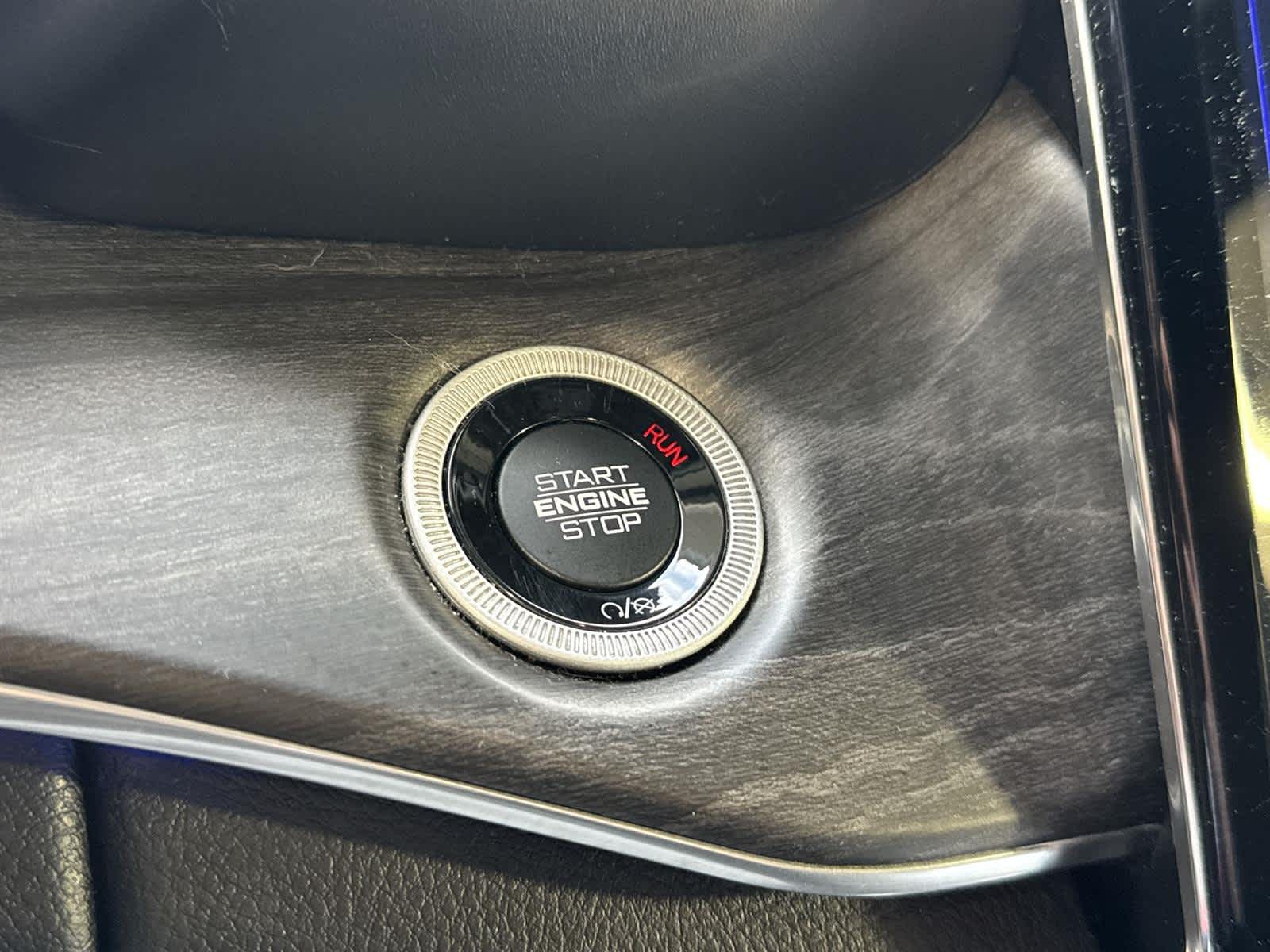 Thumbnail: 2022 Jeep Grand Cherokee - 30