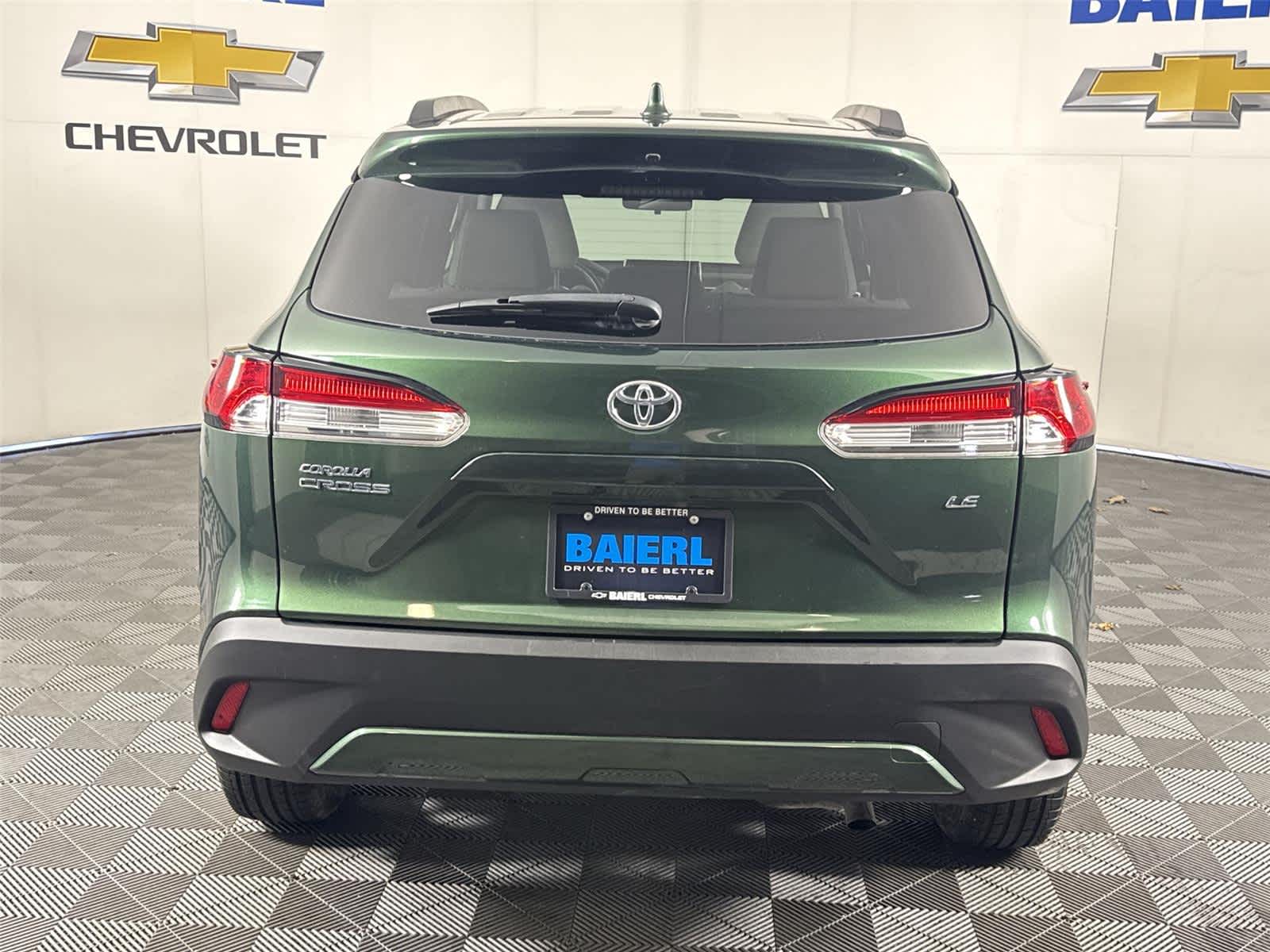 Thumbnail: 2022 Toyota Corolla Cross - 4