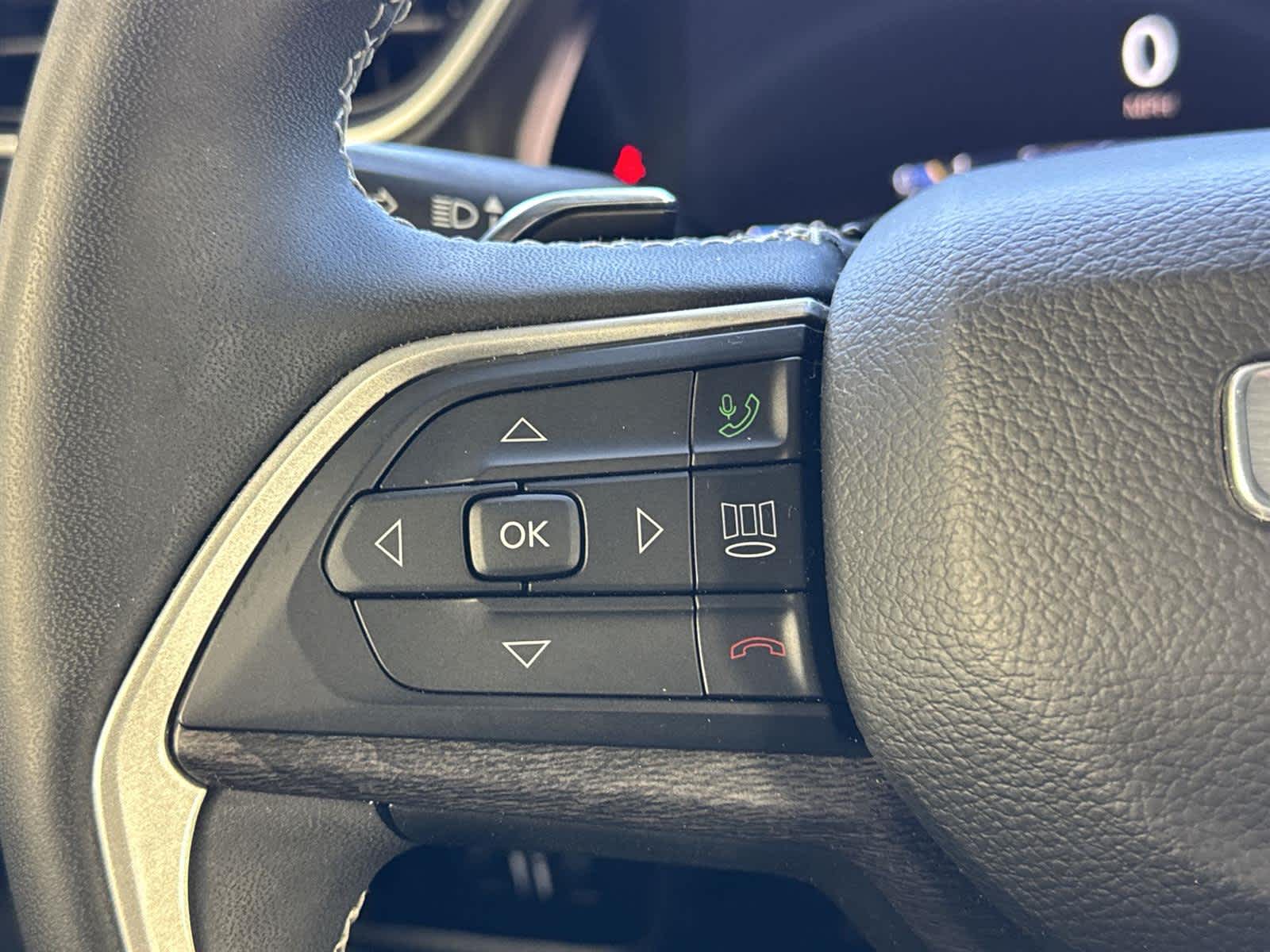 Thumbnail: 2023 Jeep Grand Cherokee - 24