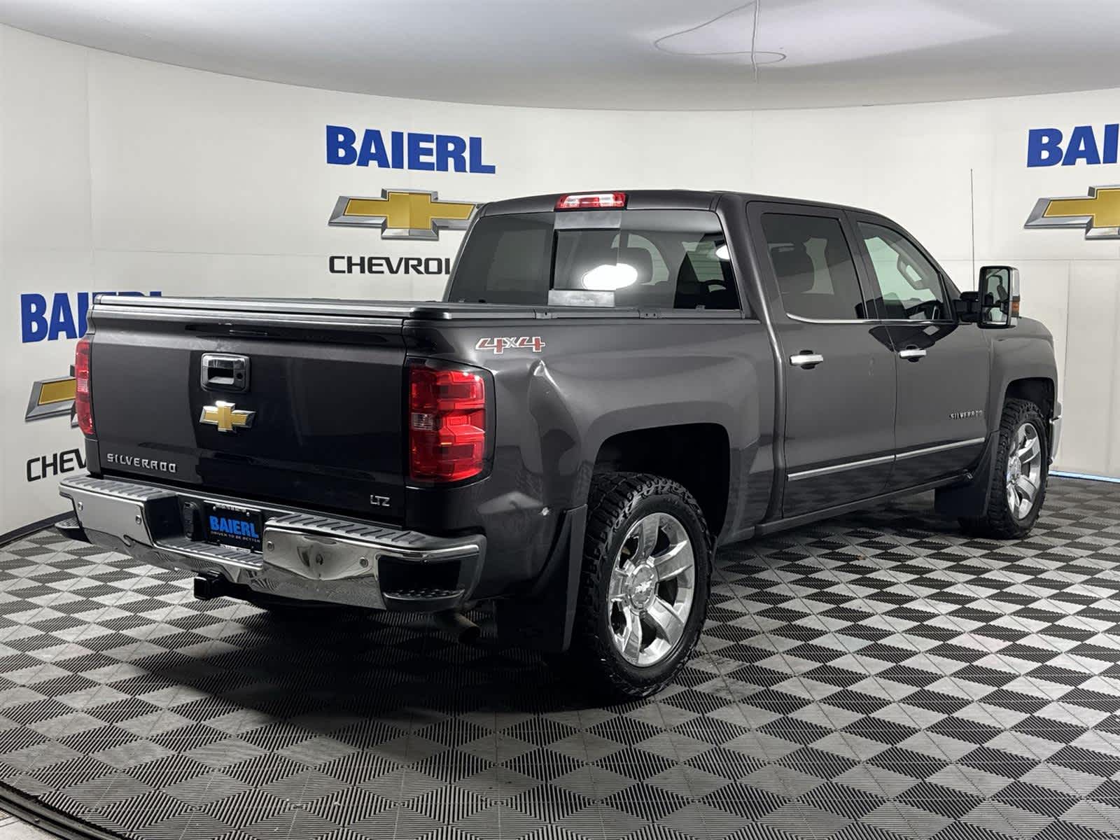 Thumbnail: 2015 Chevrolet Silverado 1500 - 5