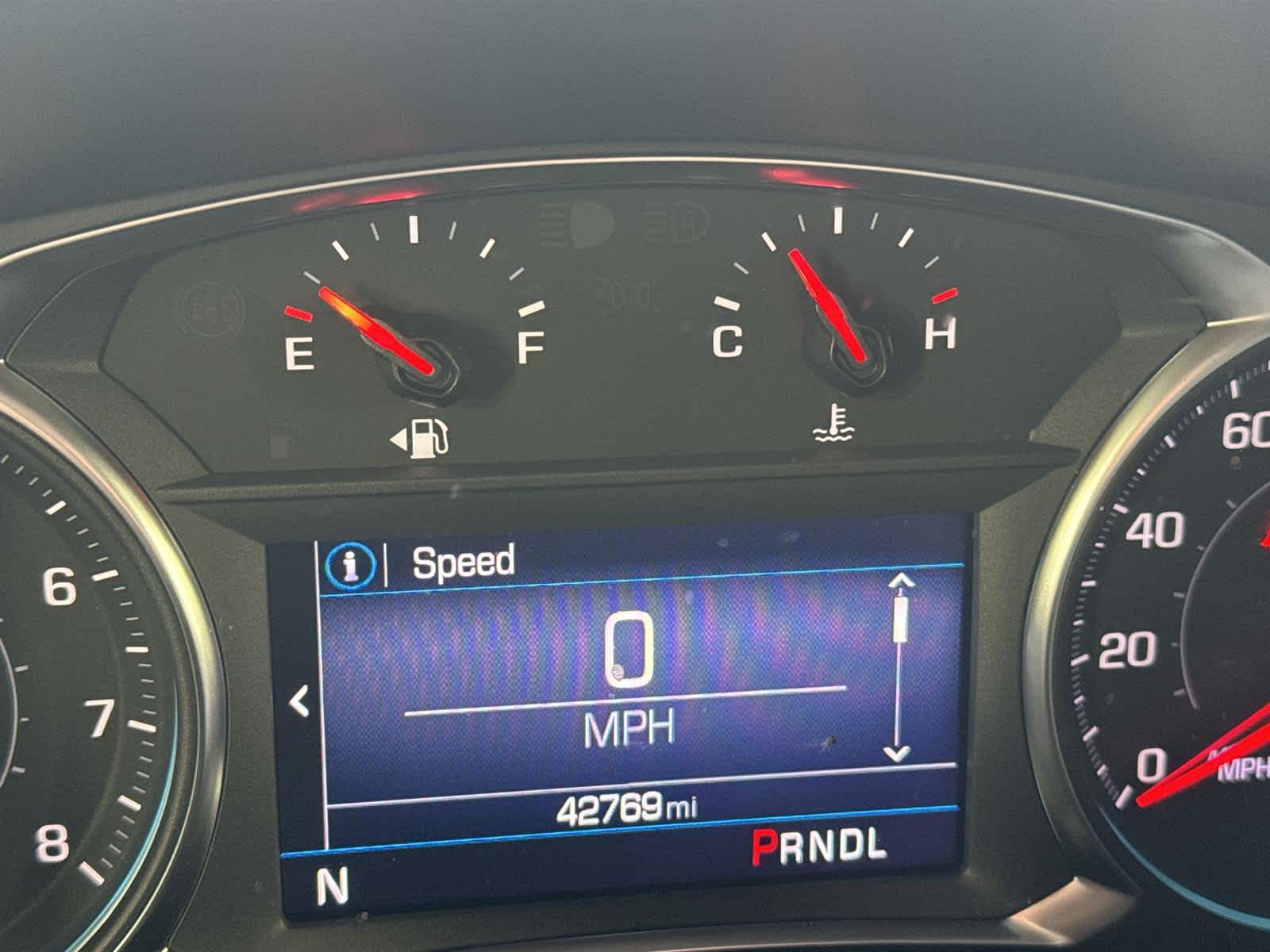 Thumbnail: 2022 Chevrolet Equinox - 30