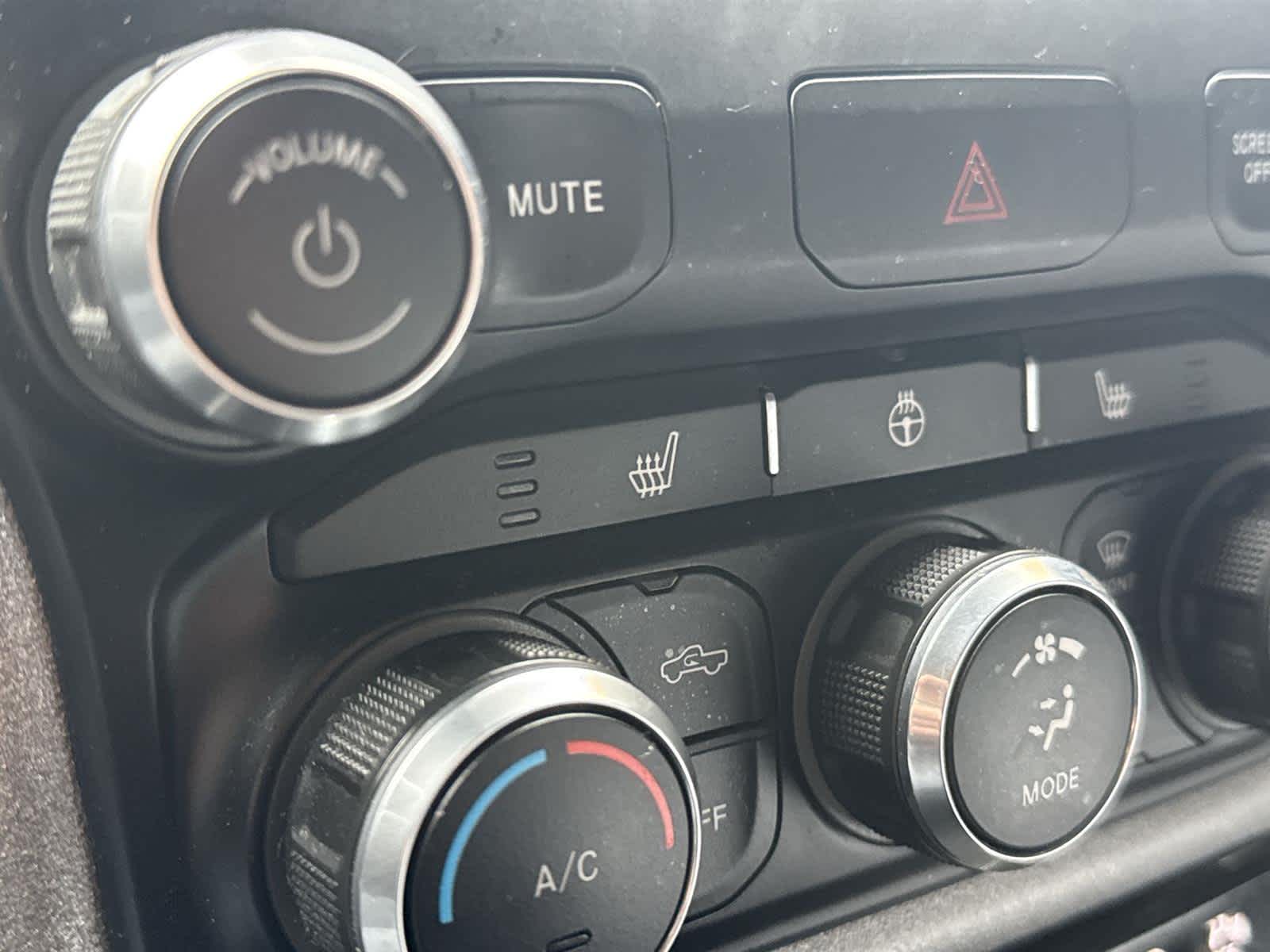 Thumbnail: 2021 RAM 1500 - 19