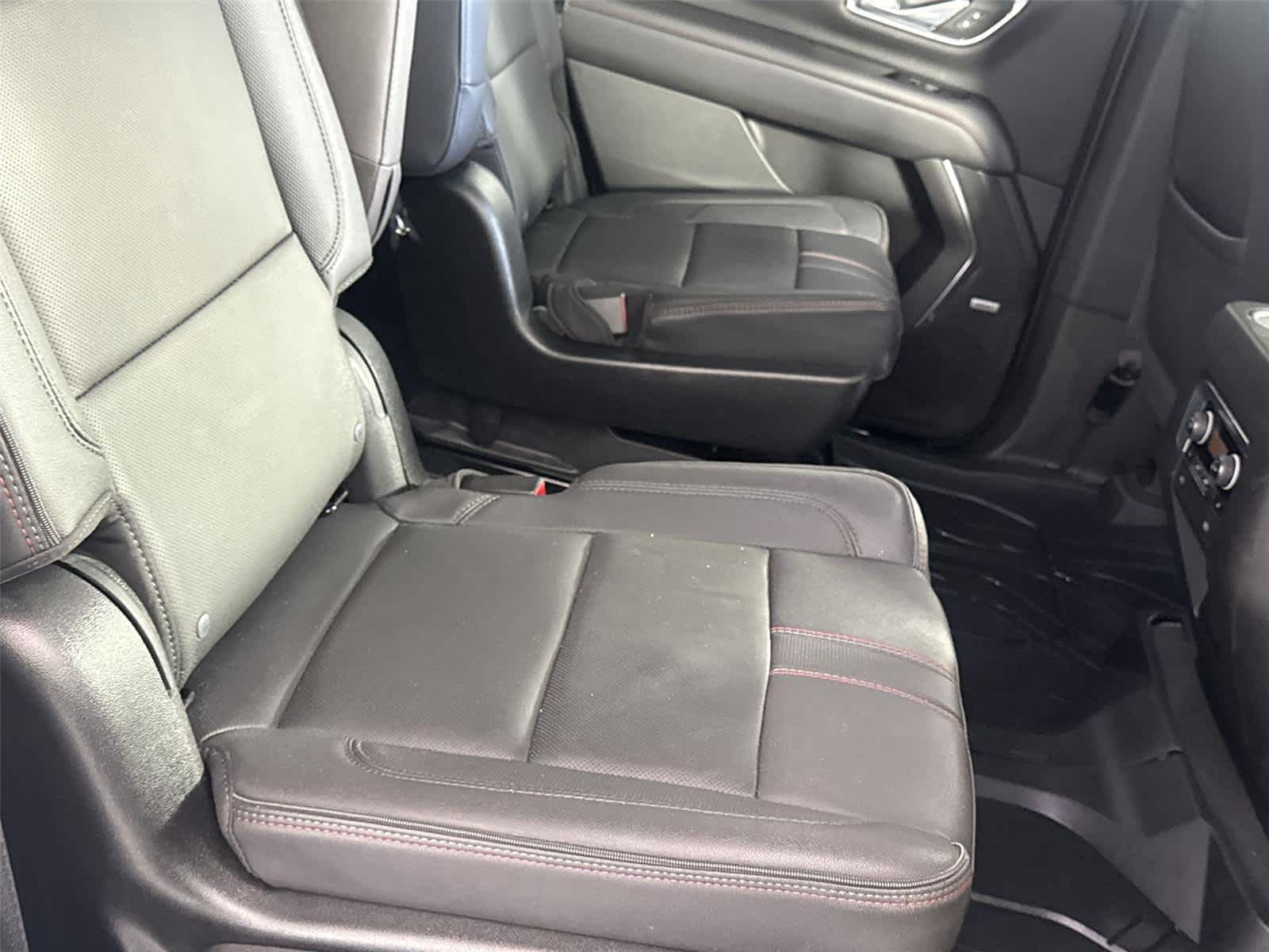 Thumbnail: 2023 Chevrolet Tahoe - 16