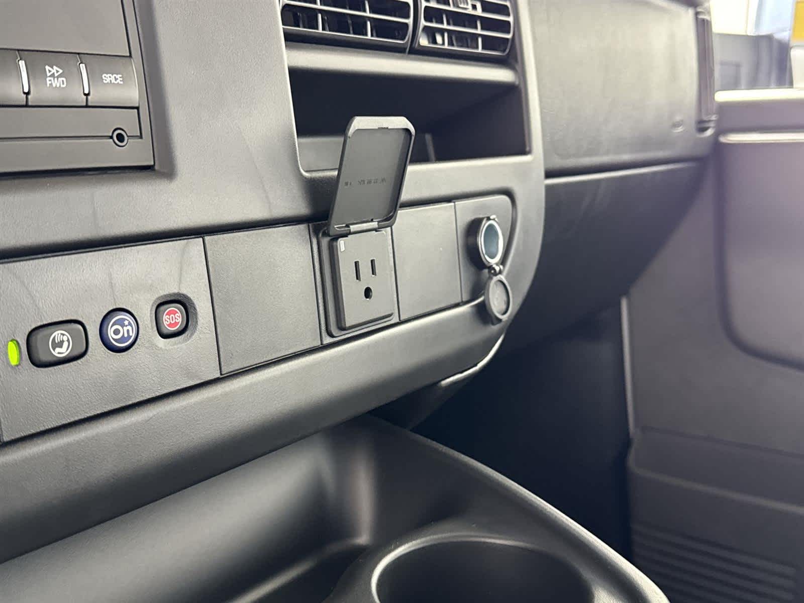 Thumbnail: 2024 Chevrolet Express - 31