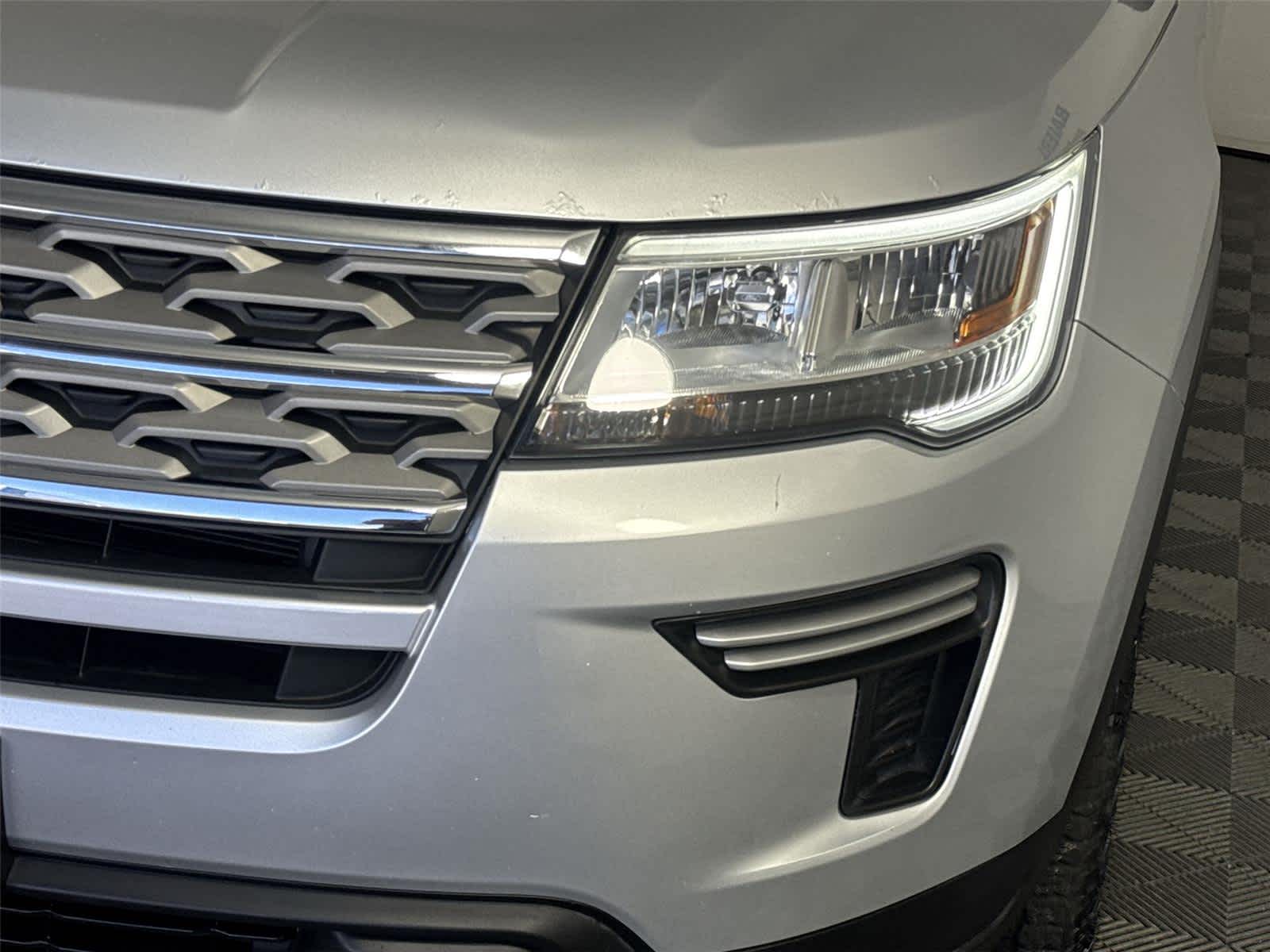 Thumbnail: 2018 Ford Explorer - 9