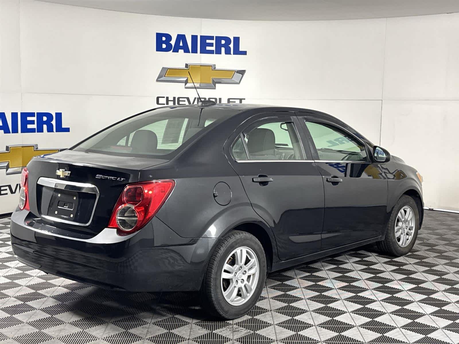 Thumbnail: 2015 Chevrolet Sonic - 5