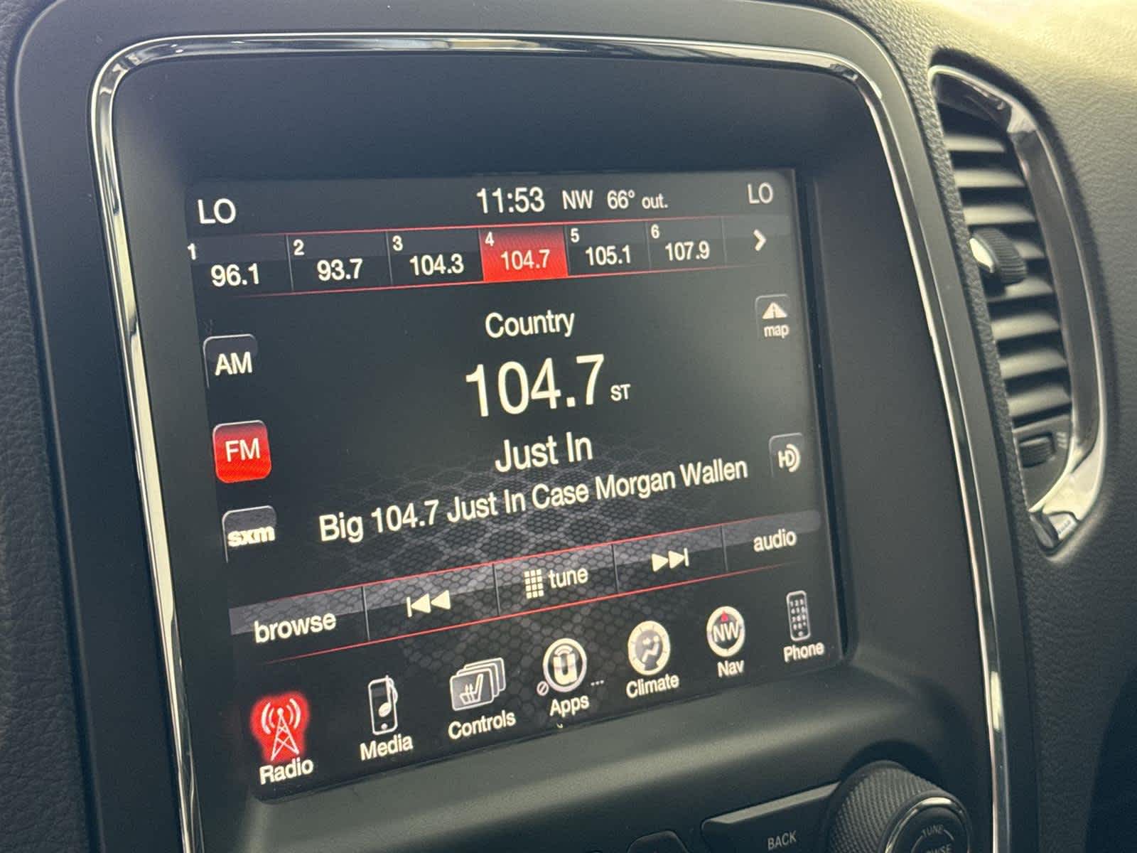 Thumbnail: 2017 Dodge Durango - 16