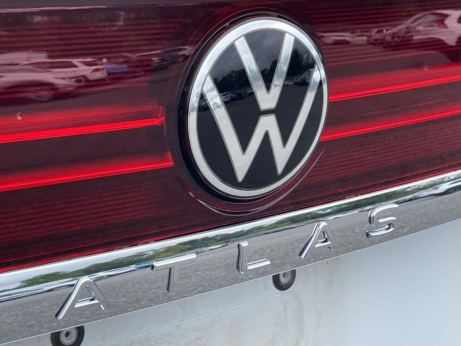 Thumbnail: 2024 Volkswagen Atlas - 13