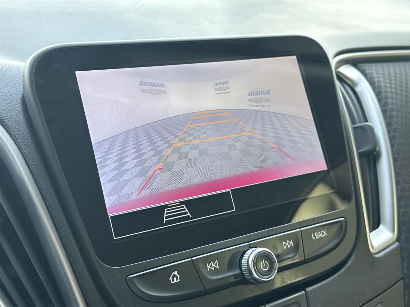 Thumbnail: 2023 Chevrolet Malibu - 17