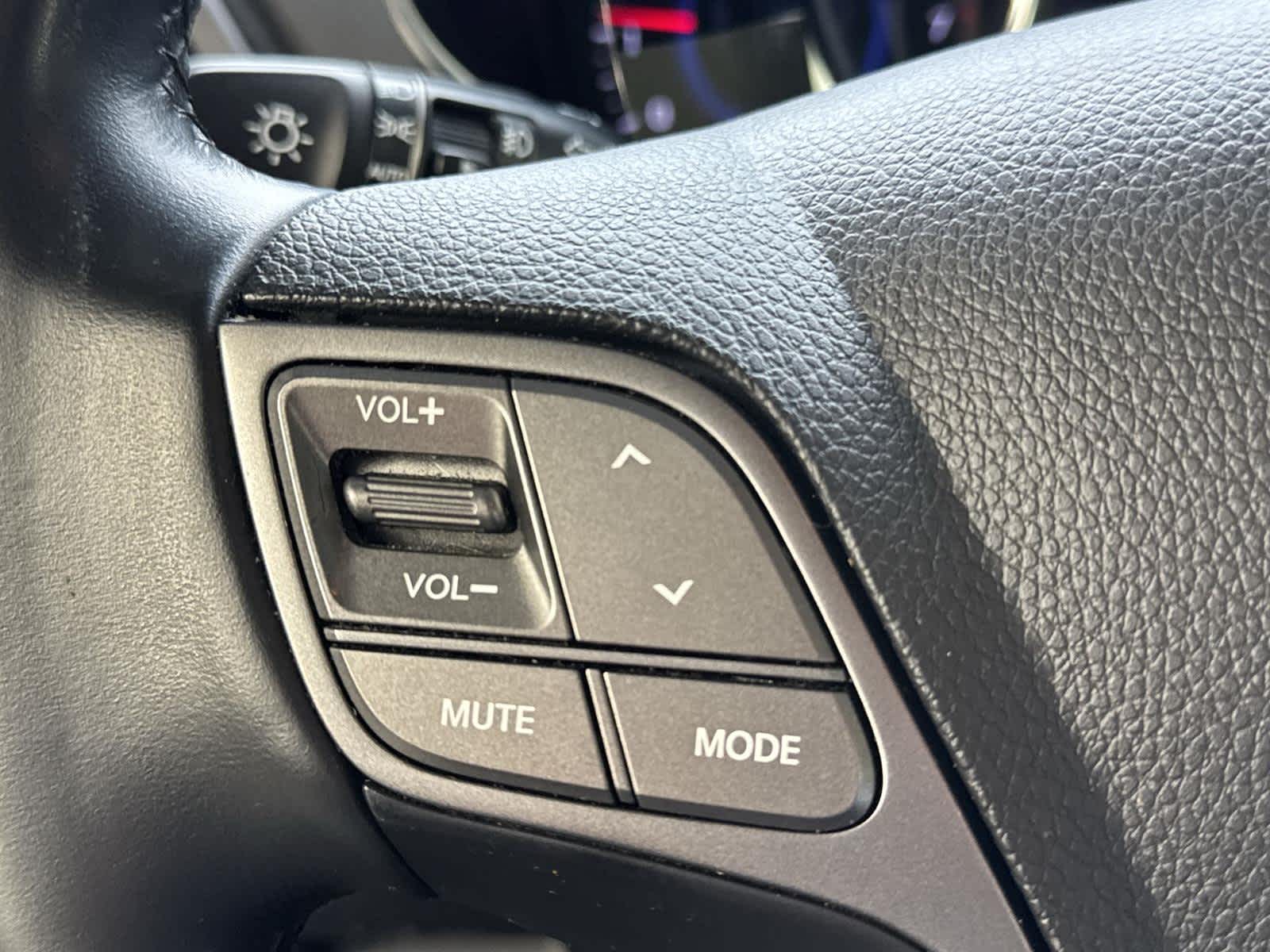 Thumbnail: 2016 Hyundai Santa Fe - 24