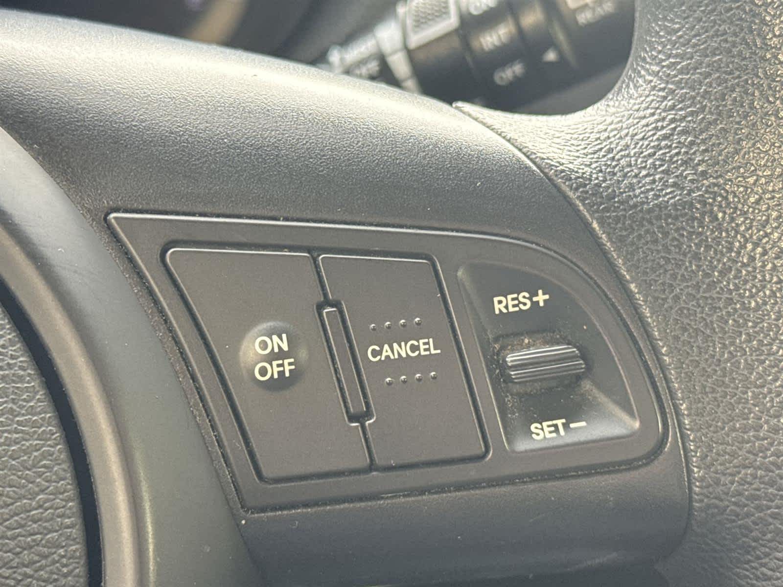 Thumbnail: 2013 Kia Forte - 25