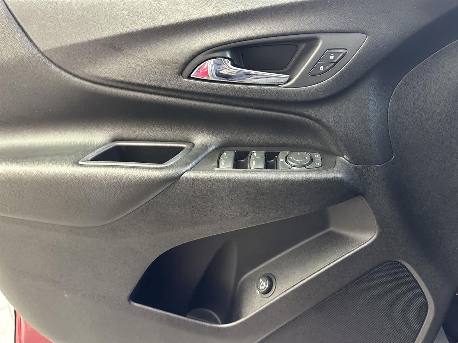 Thumbnail: 2019 Chevrolet Equinox - 21