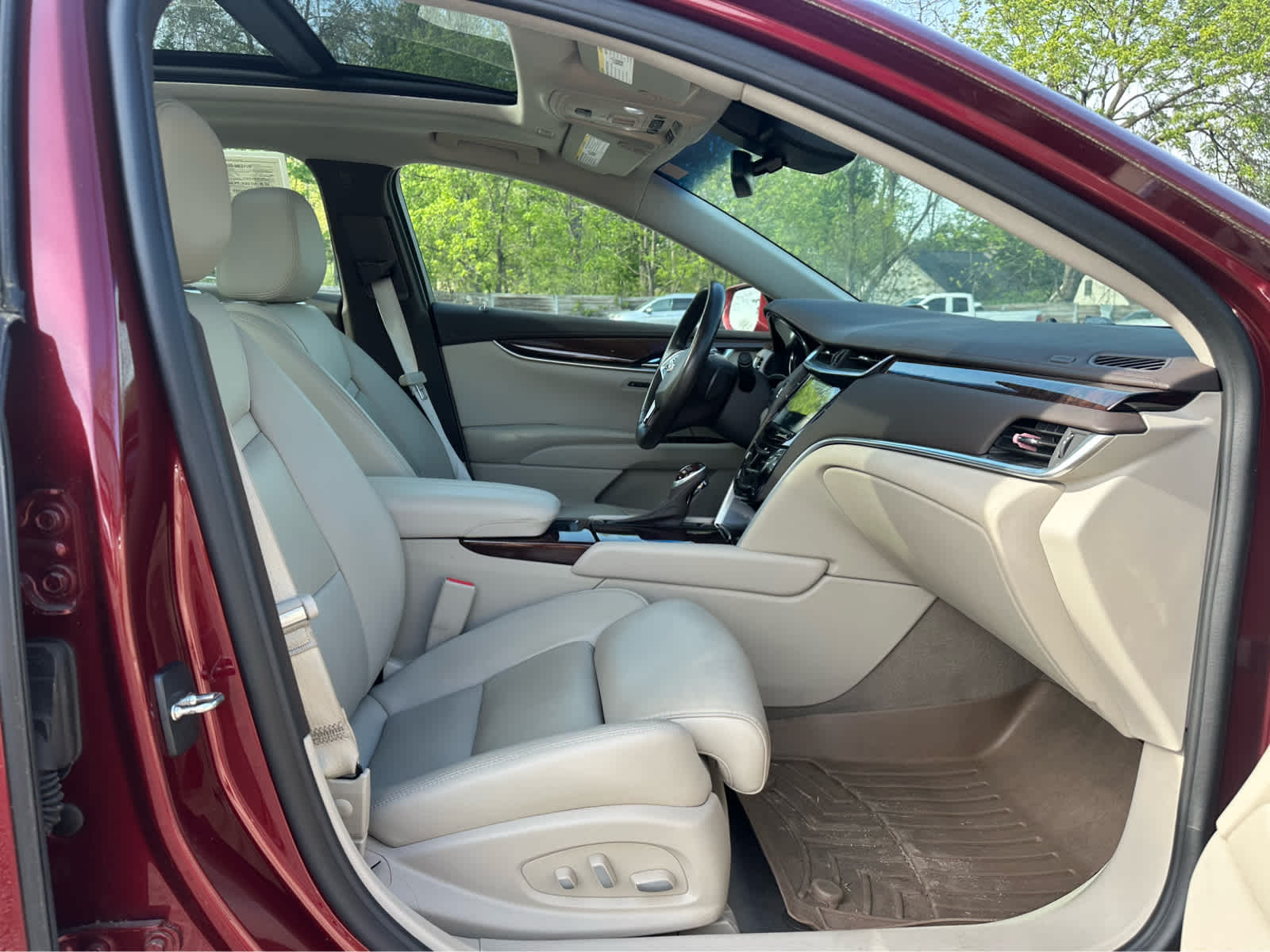 Thumbnail: 2016 Cadillac XTS - 22