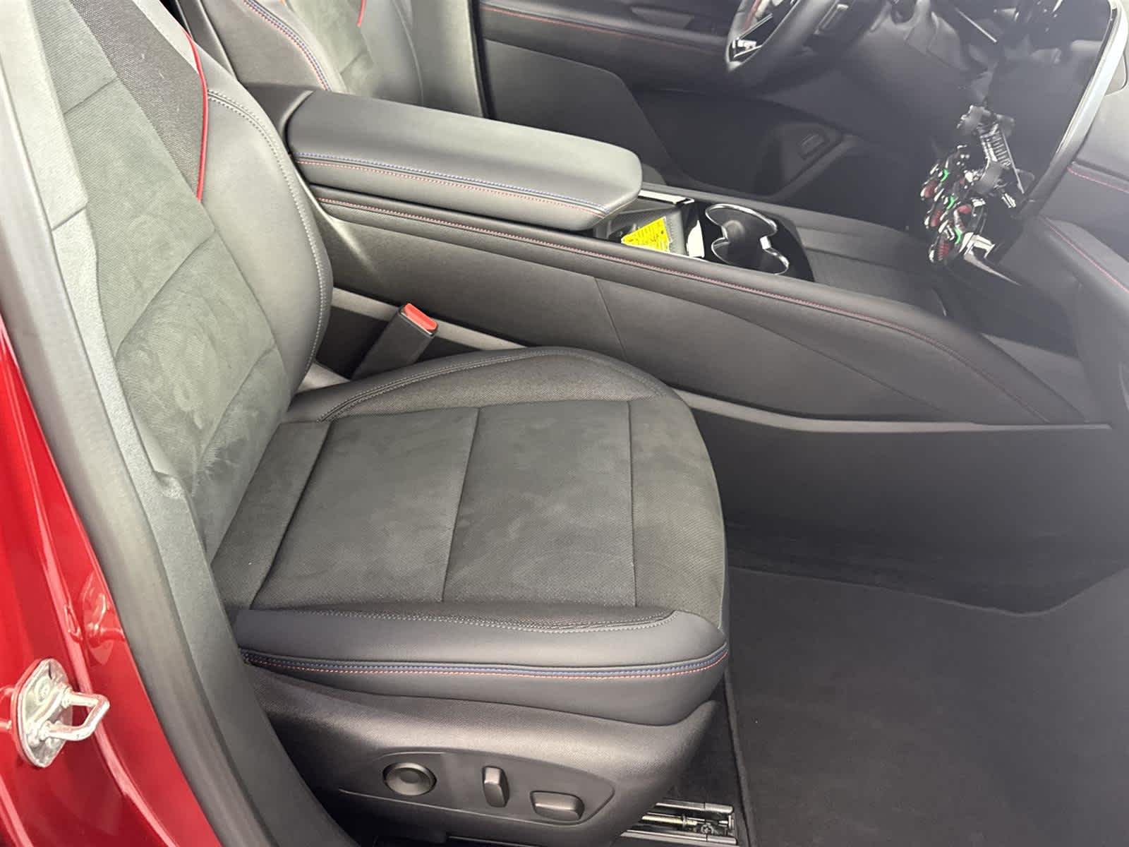 Thumbnail: 2024 Chevrolet Blazer EV - 15