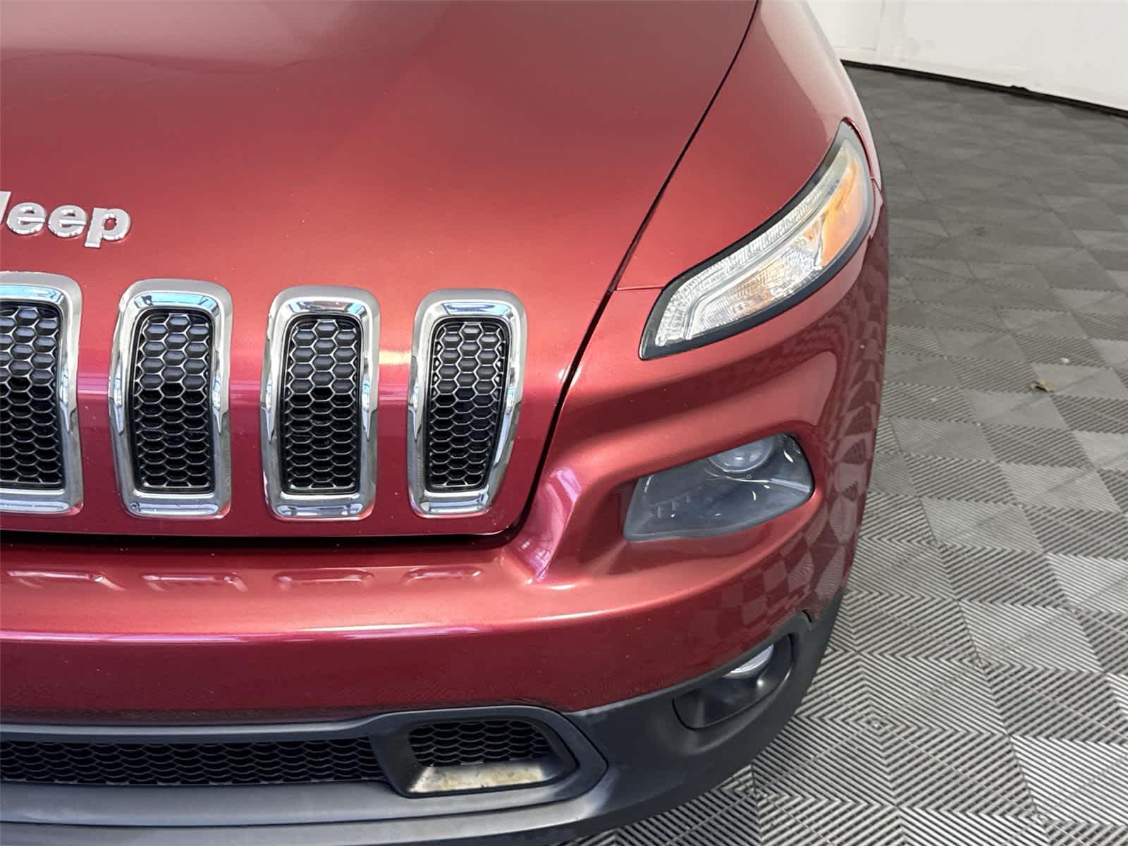 Thumbnail: 2014 Jeep Cherokee - 9